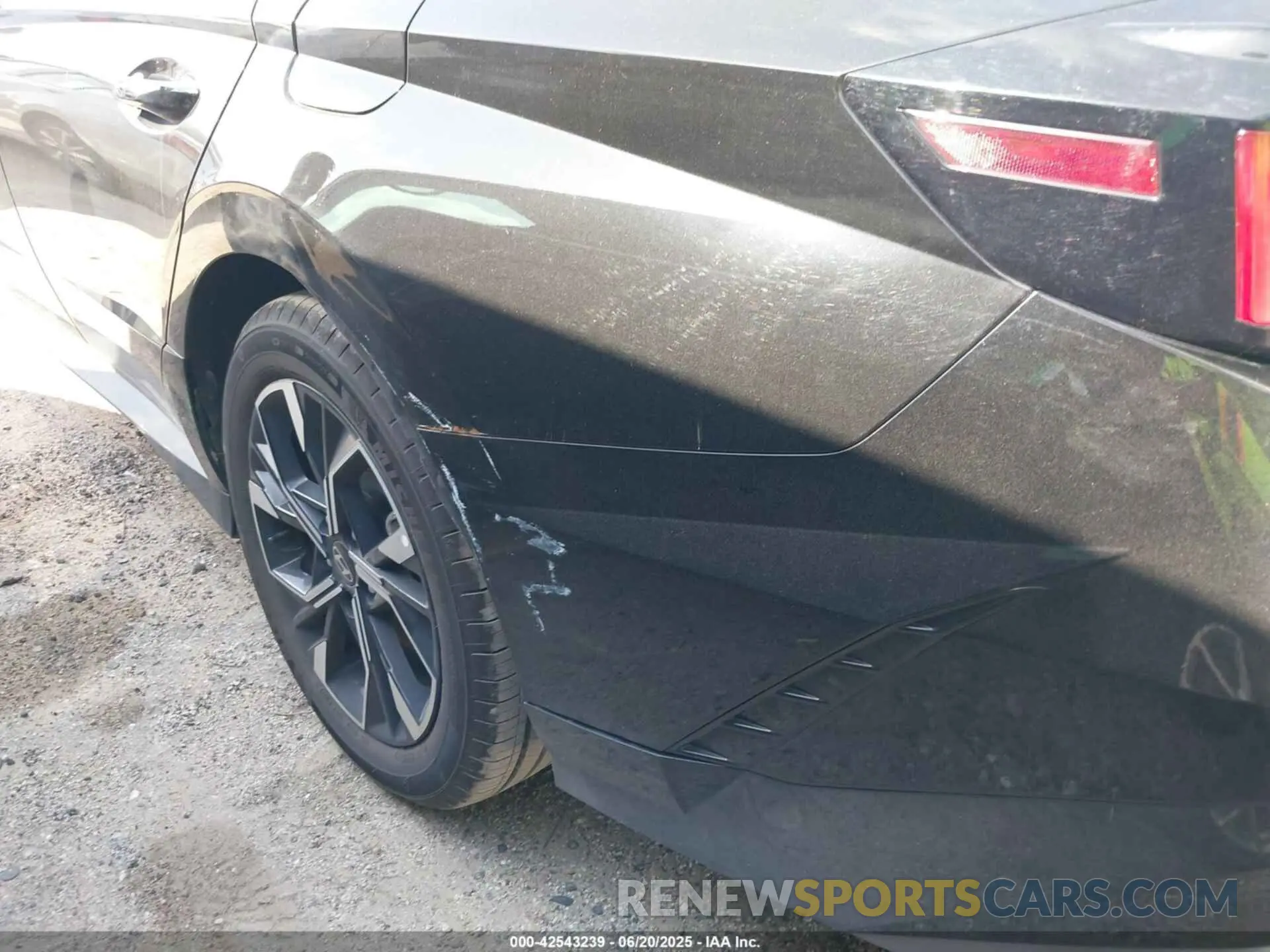 6 fotografías del automóvil dañado KMHL64JA1SA437721 HYUNDAI SONATA 2025
