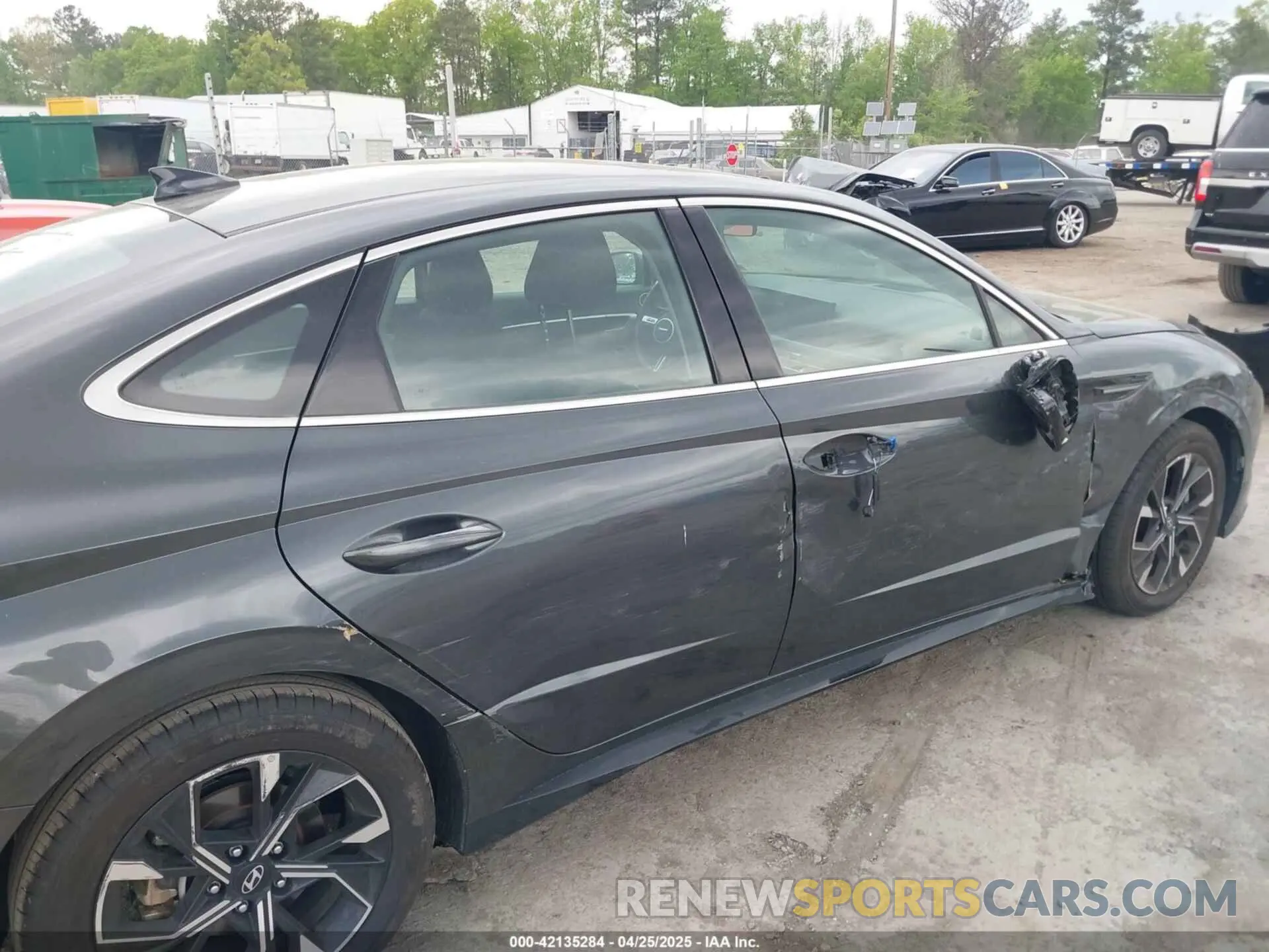 6 fotografías del automóvil dañado KMHL64JA1SA439825 HYUNDAI SONATA 2025