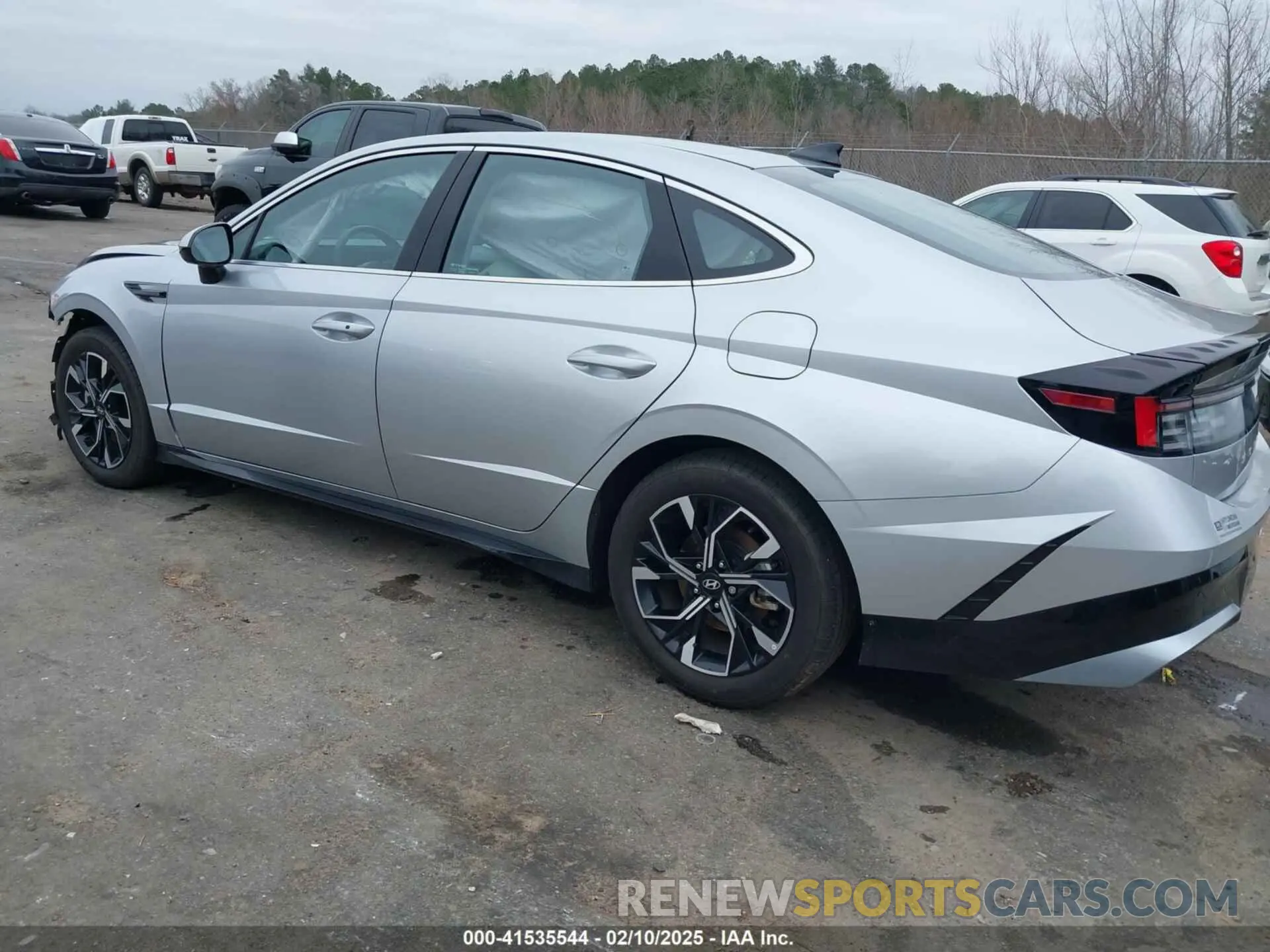 3 fotografías del automóvil dañado KMHL64JA2SA428588 HYUNDAI SONATA 2025