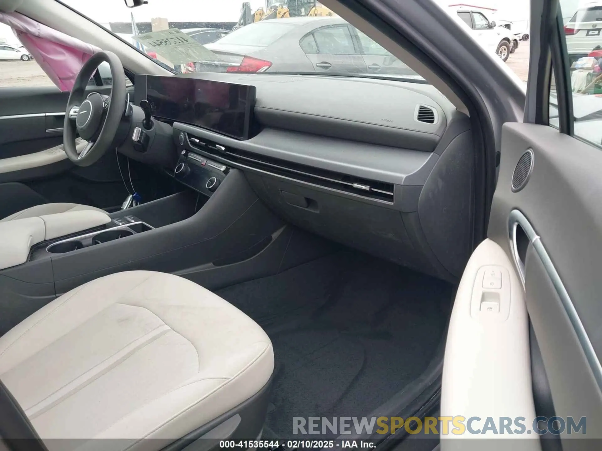 5 fotografías del automóvil dañado KMHL64JA2SA428588 HYUNDAI SONATA 2025