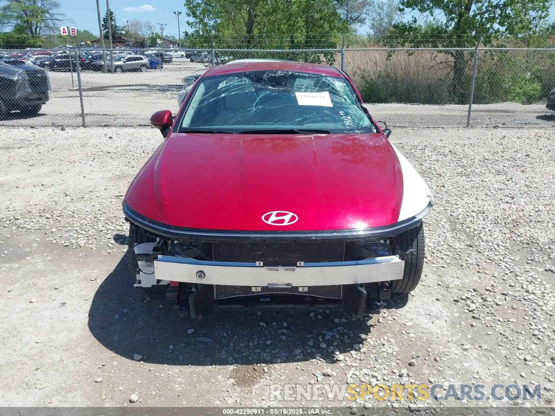 12 fotografías del automóvil dañado KMHL64JA4SA451614 HYUNDAI SONATA 2025