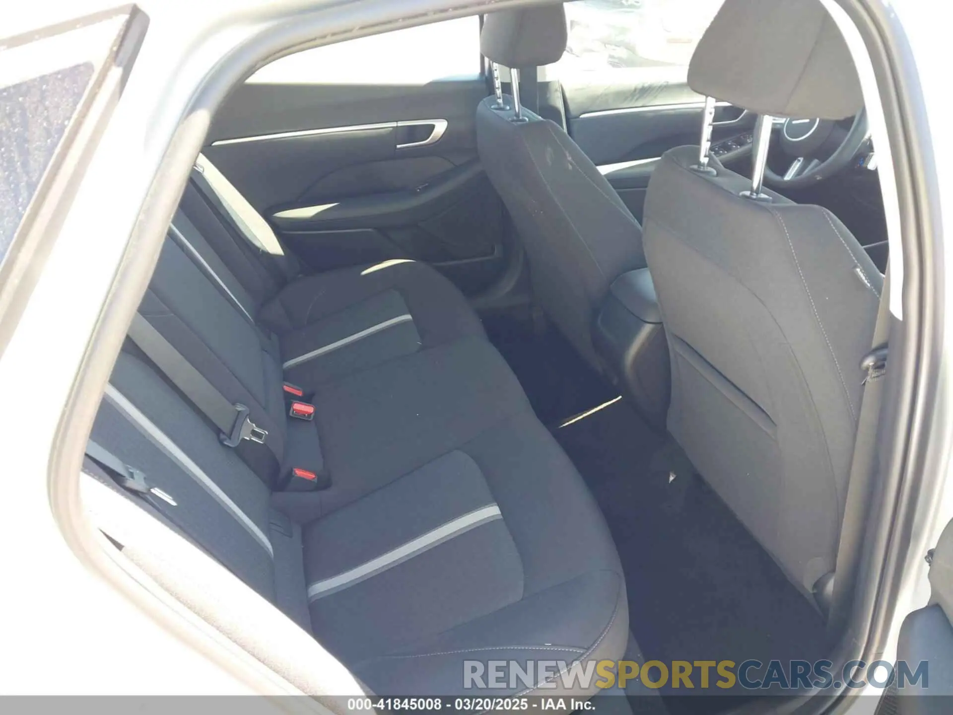 8 fotografías del automóvil dañado KMHL64JA4SA453119 HYUNDAI SONATA 2025