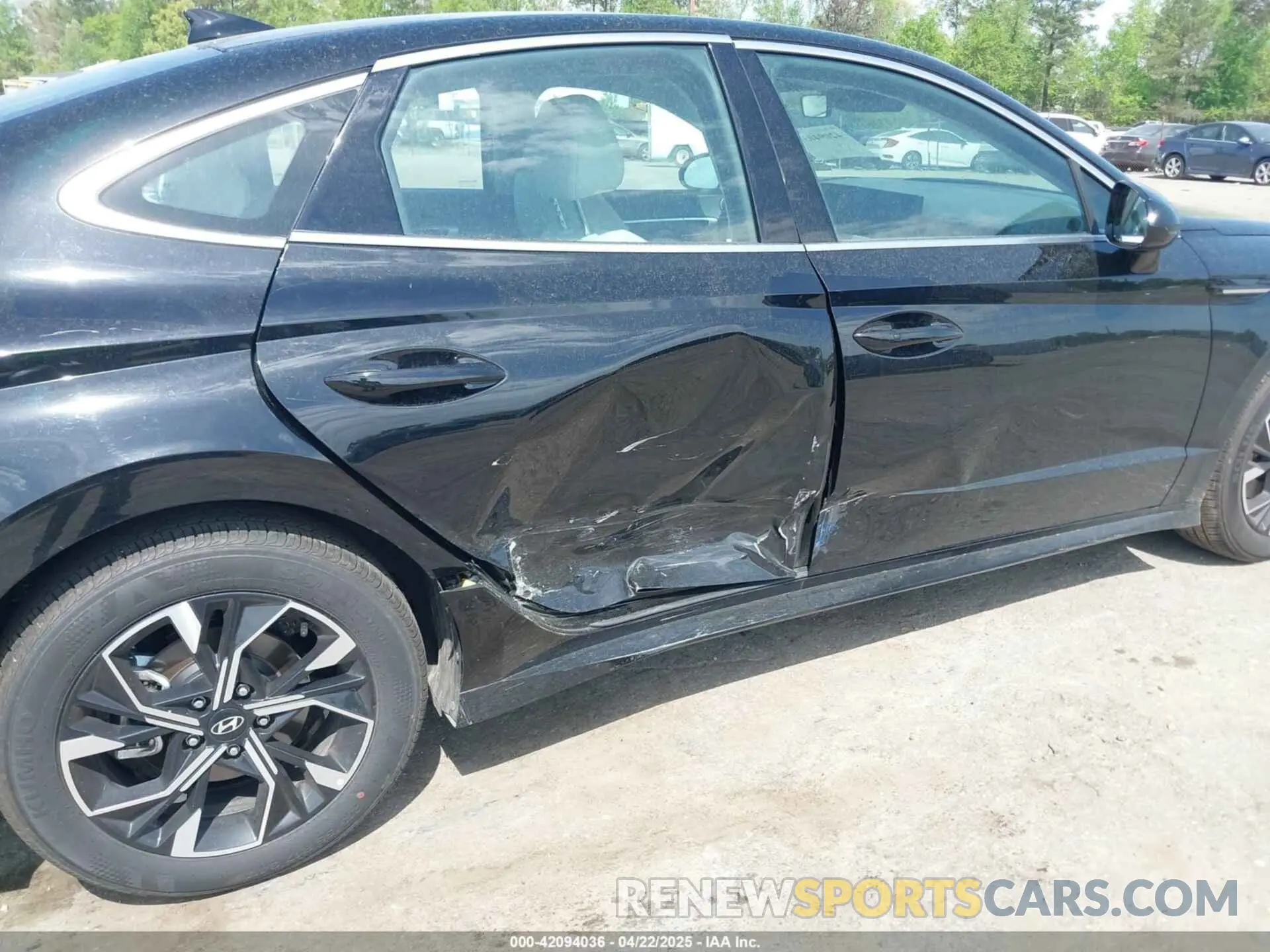 6 fotografías del automóvil dañado KMHL64JA5SA469670 HYUNDAI SONATA 2025