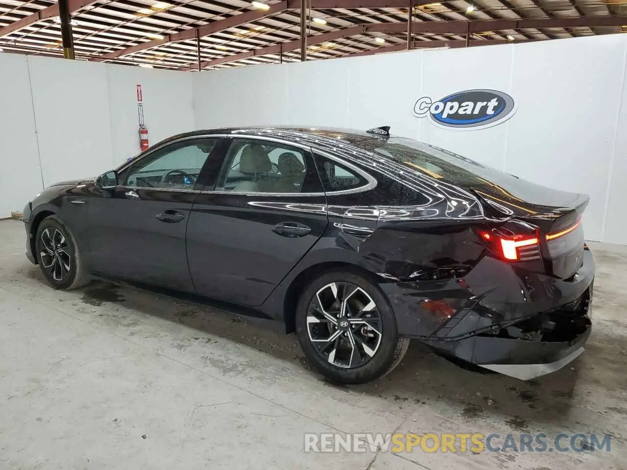 2 fotografías del automóvil dañado KMHL64JA6SA469659 HYUNDAI SONATA 2025