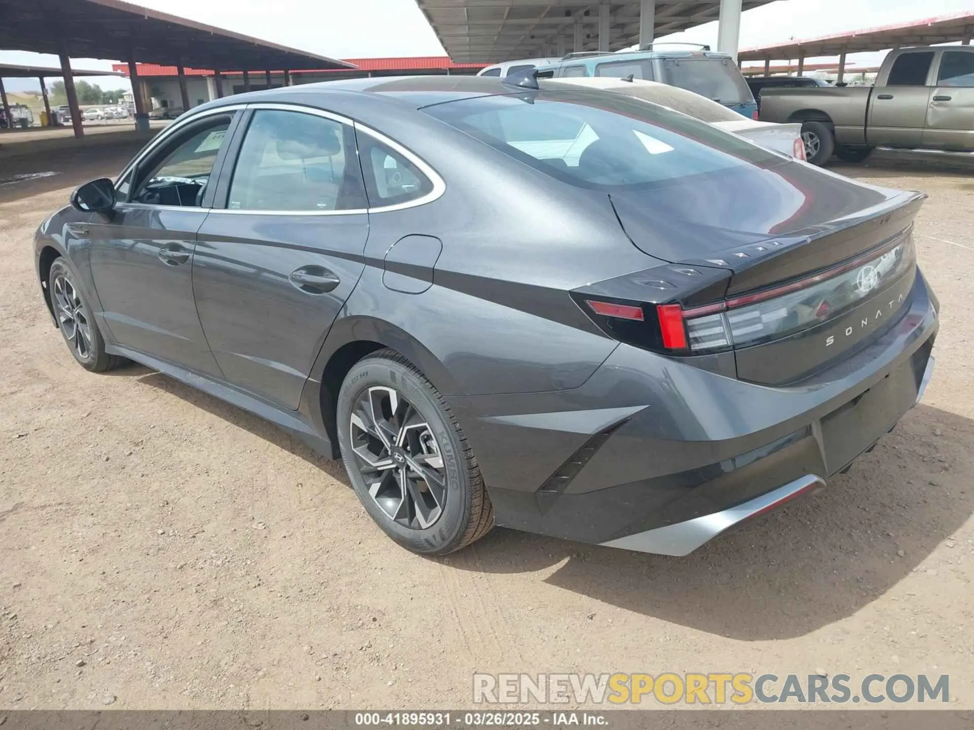 3 fotografías del automóvil dañado KMHL64JA8SA454550 HYUNDAI SONATA 2025