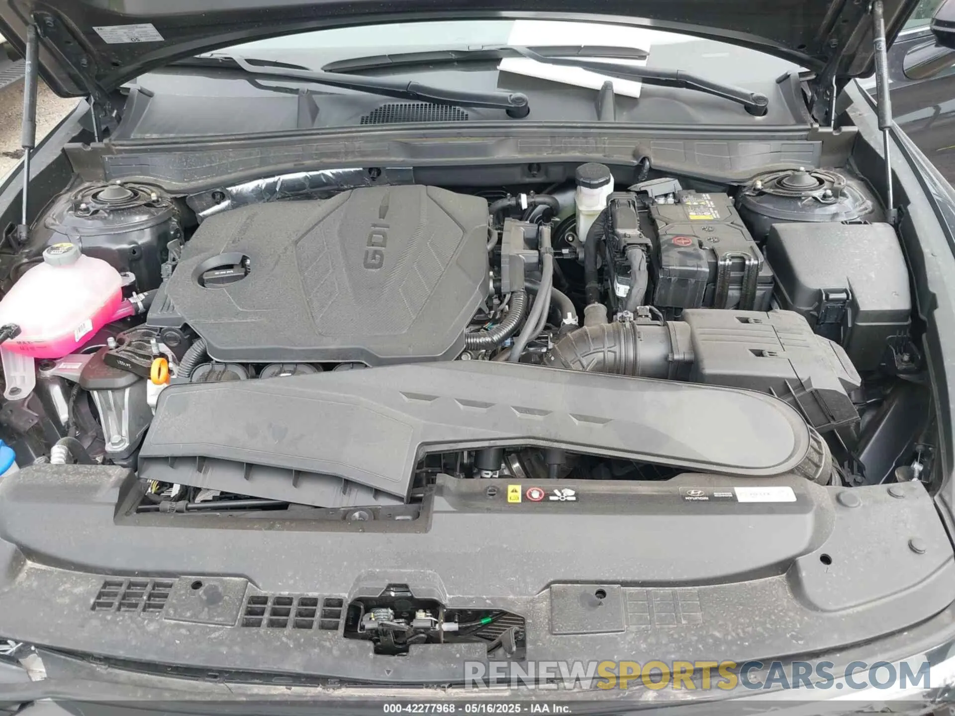 10 fotografías del automóvil dañado KMHL64JA8SA460753 HYUNDAI SONATA 2025