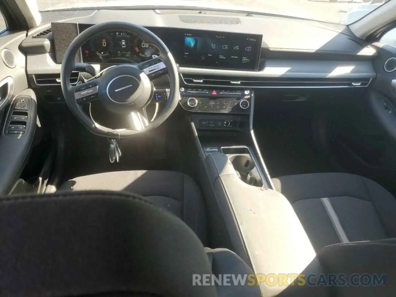 8 fotografías del automóvil dañado KMHL64JA8SA479674 HYUNDAI SONATA 2025