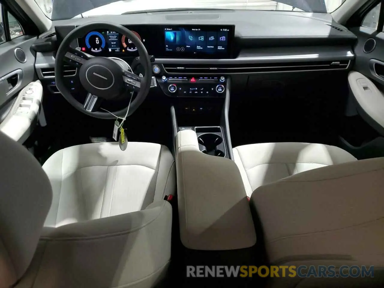 8 fotografías del automóvil dañado KMHL64JA9SA449180 HYUNDAI SONATA 2025