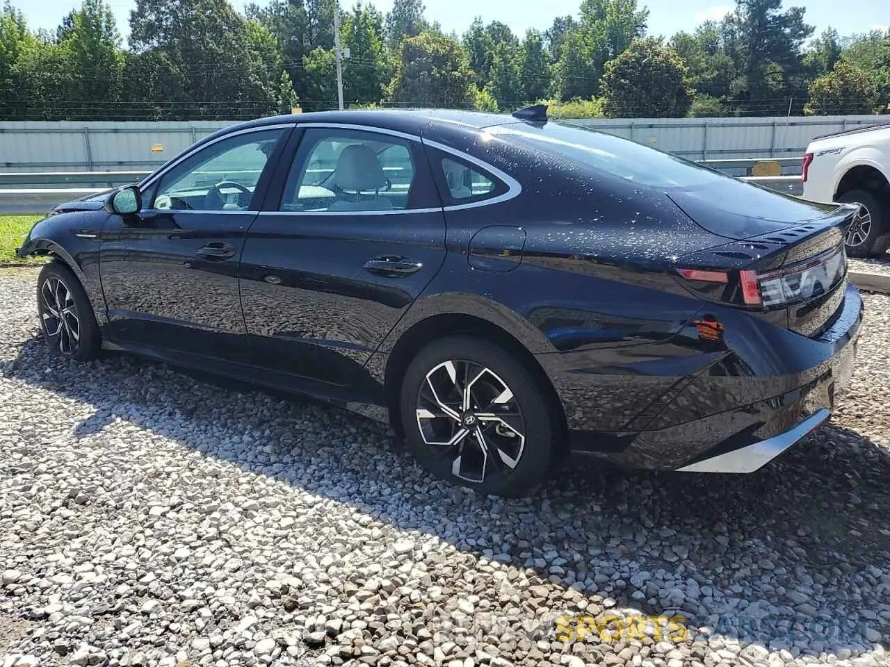 2 fotografías del automóvil dañado KMHL64JA9SA460809 HYUNDAI SONATA 2025