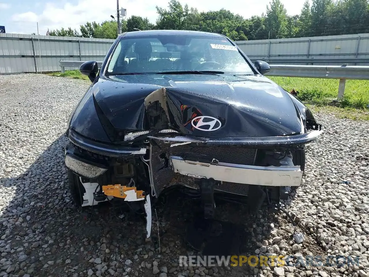 5 fotografías del automóvil dañado KMHL64JA9SA460809 HYUNDAI SONATA 2025