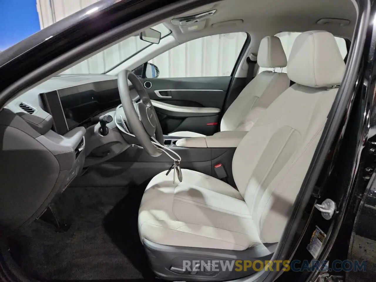 7 fotografías del automóvil dañado KMHL64JA9SA470787 HYUNDAI SONATA 2025