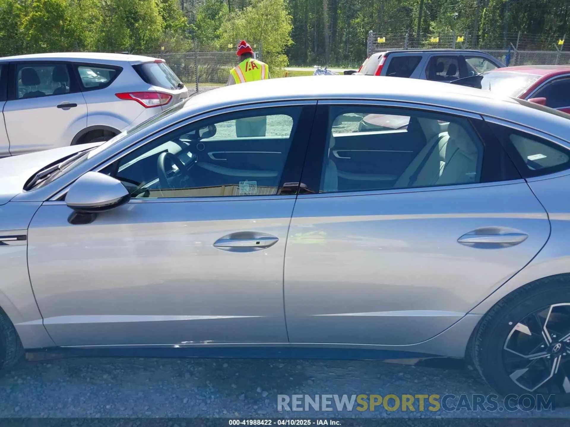 14 fotografías del automóvil dañado KMHL64JAXSA474766 HYUNDAI SONATA 2025