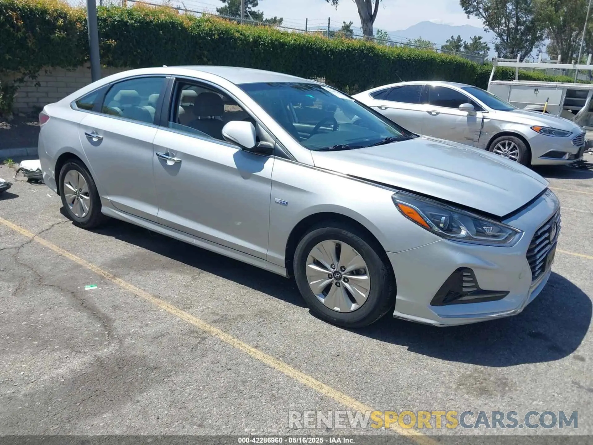 1 fotografías del automóvil dañado KMHE24L31KA091656 HYUNDAI SONATA HYBRID 2019