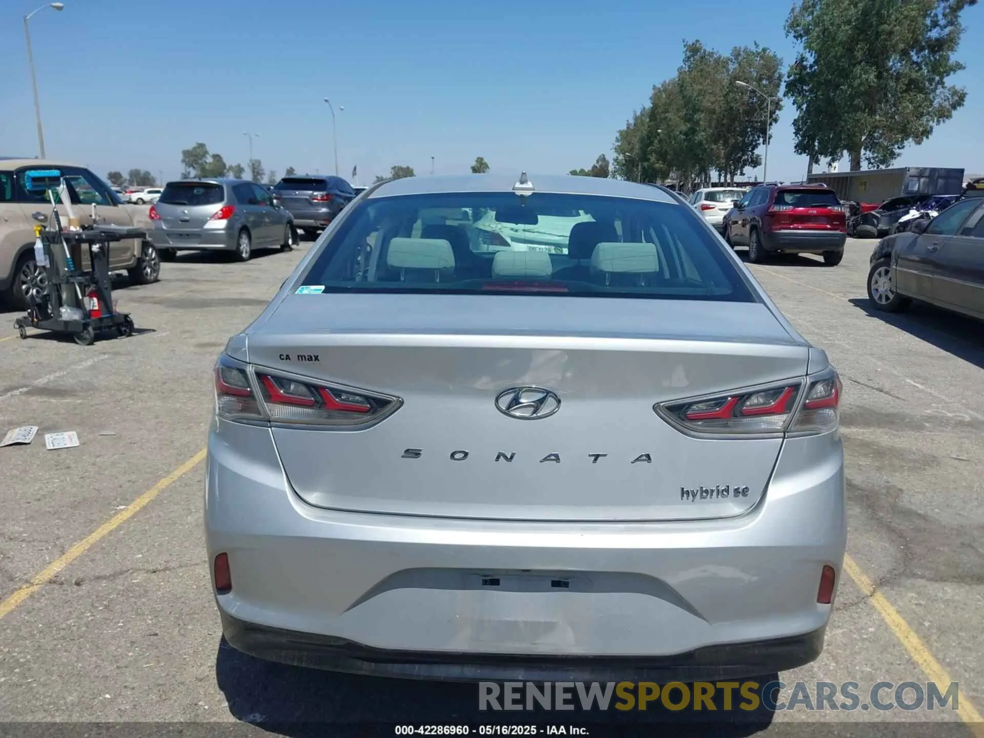16 fotografías del automóvil dañado KMHE24L31KA091656 HYUNDAI SONATA HYBRID 2019