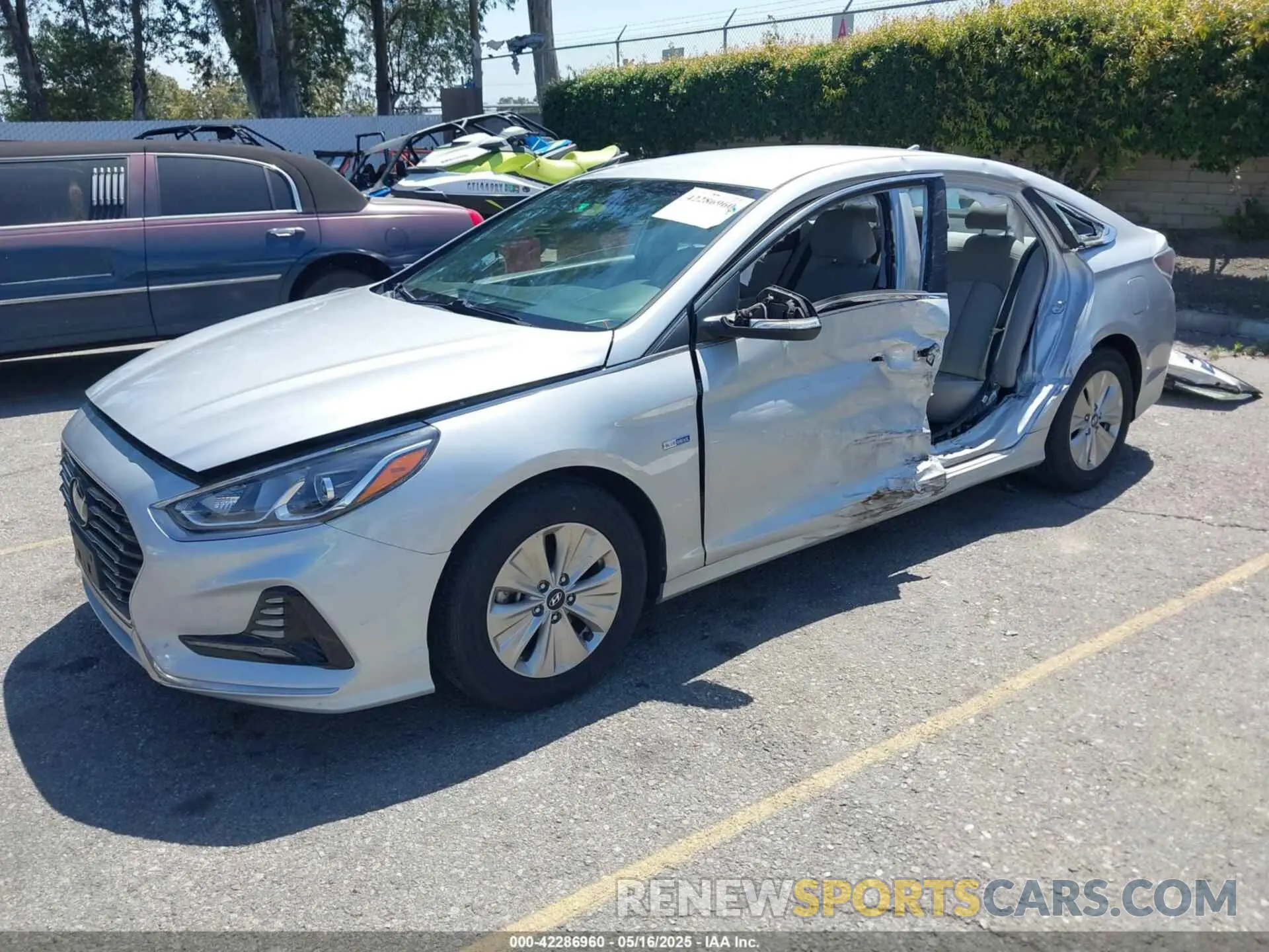2 fotografías del automóvil dañado KMHE24L31KA091656 HYUNDAI SONATA HYBRID 2019