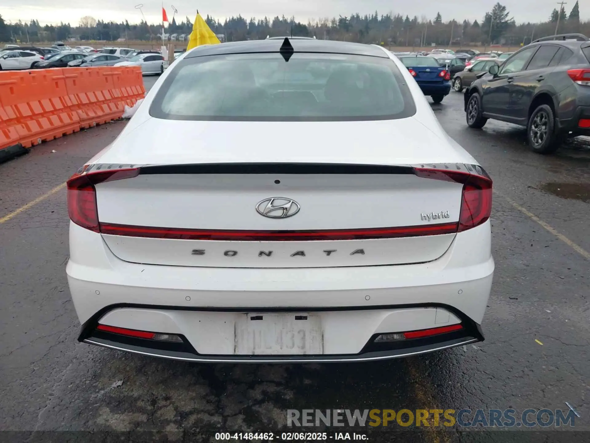 16 fotografías del automóvil dañado KMHL54JJ4LA015219 HYUNDAI SONATA HYBRID 2020