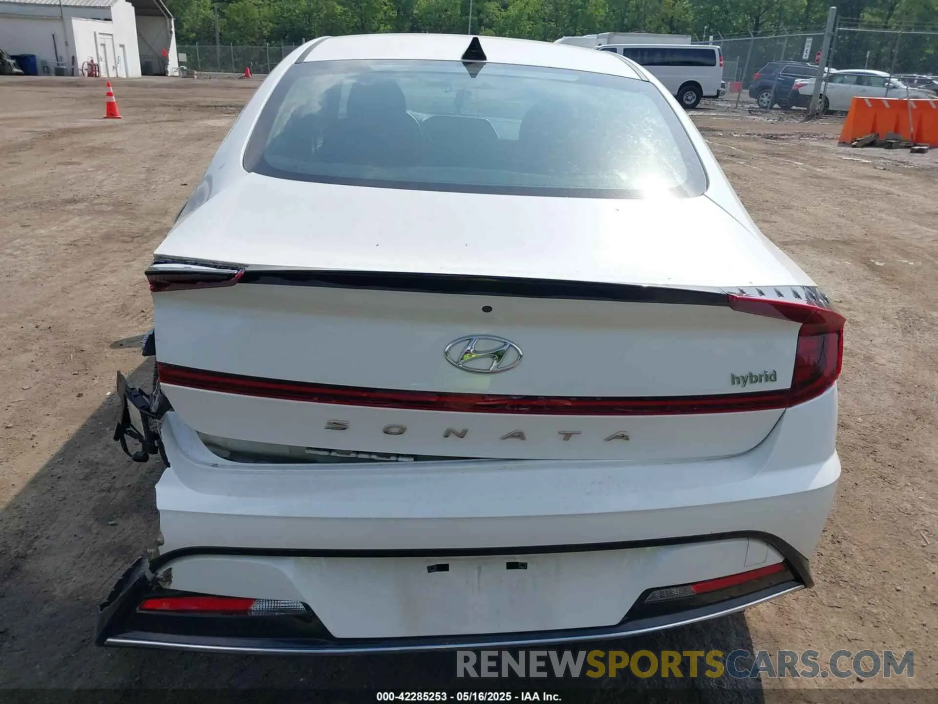 16 fotografías del automóvil dañado KMHL34JJ5NA047444 HYUNDAI SONATA HYBRID 2022