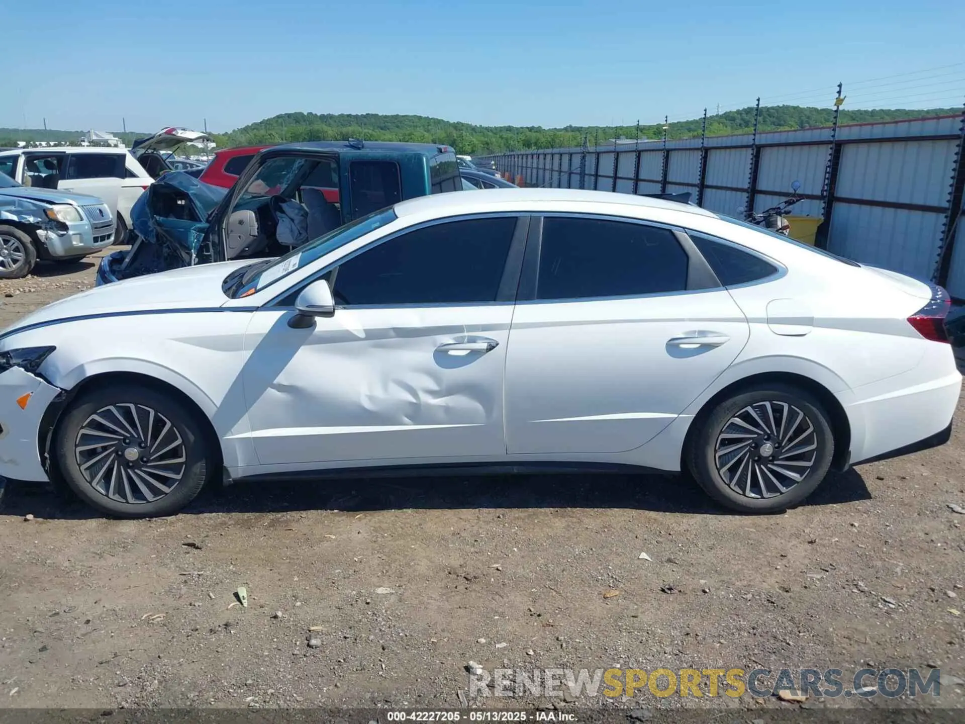 14 fotografías del automóvil dañado KMHL34JJ0PA064039 HYUNDAI SONATA HYBRID 2023