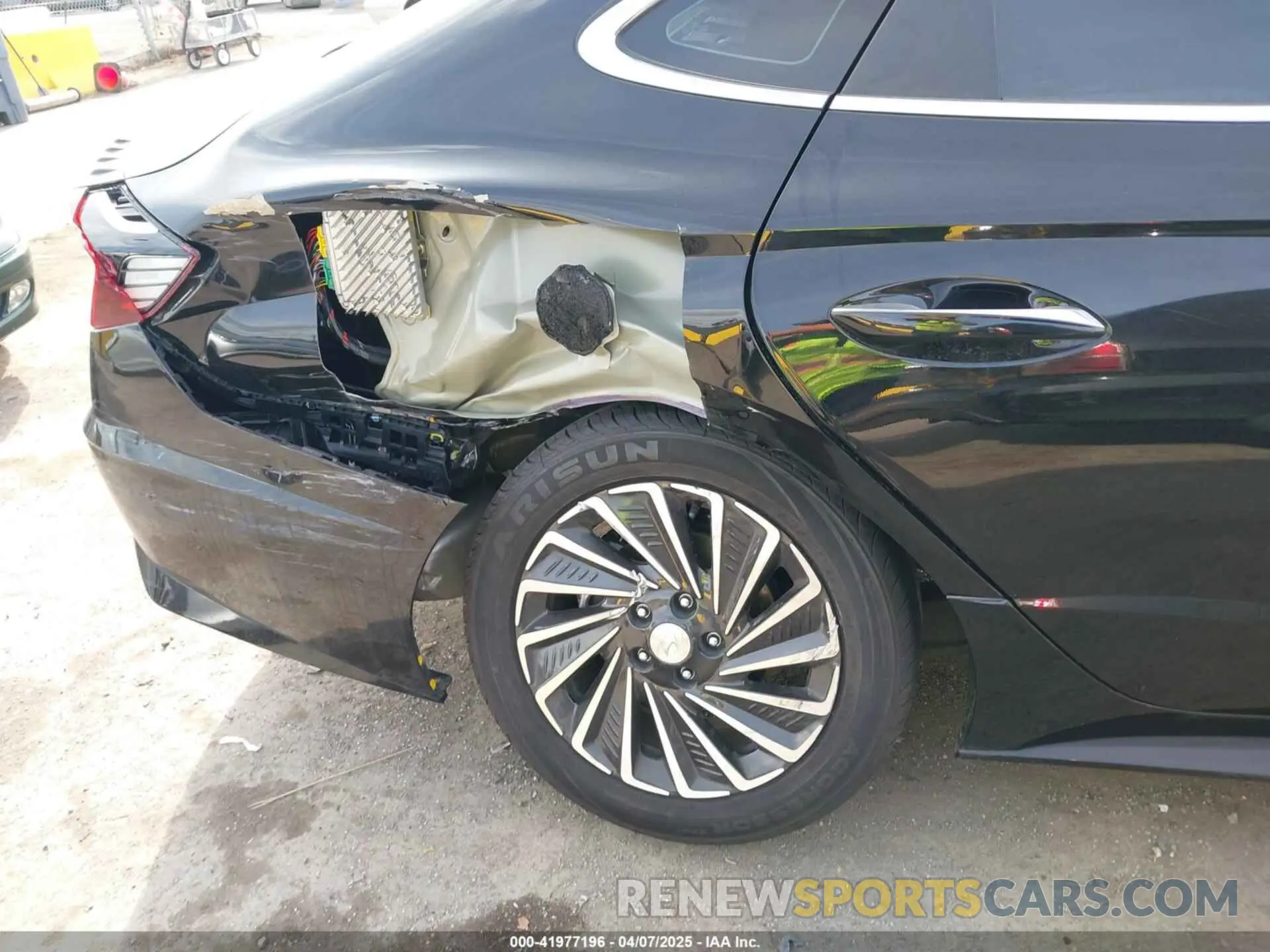6 fotografías del automóvil dañado KMHL34JJ7PA064149 HYUNDAI SONATA HYBRID 2023