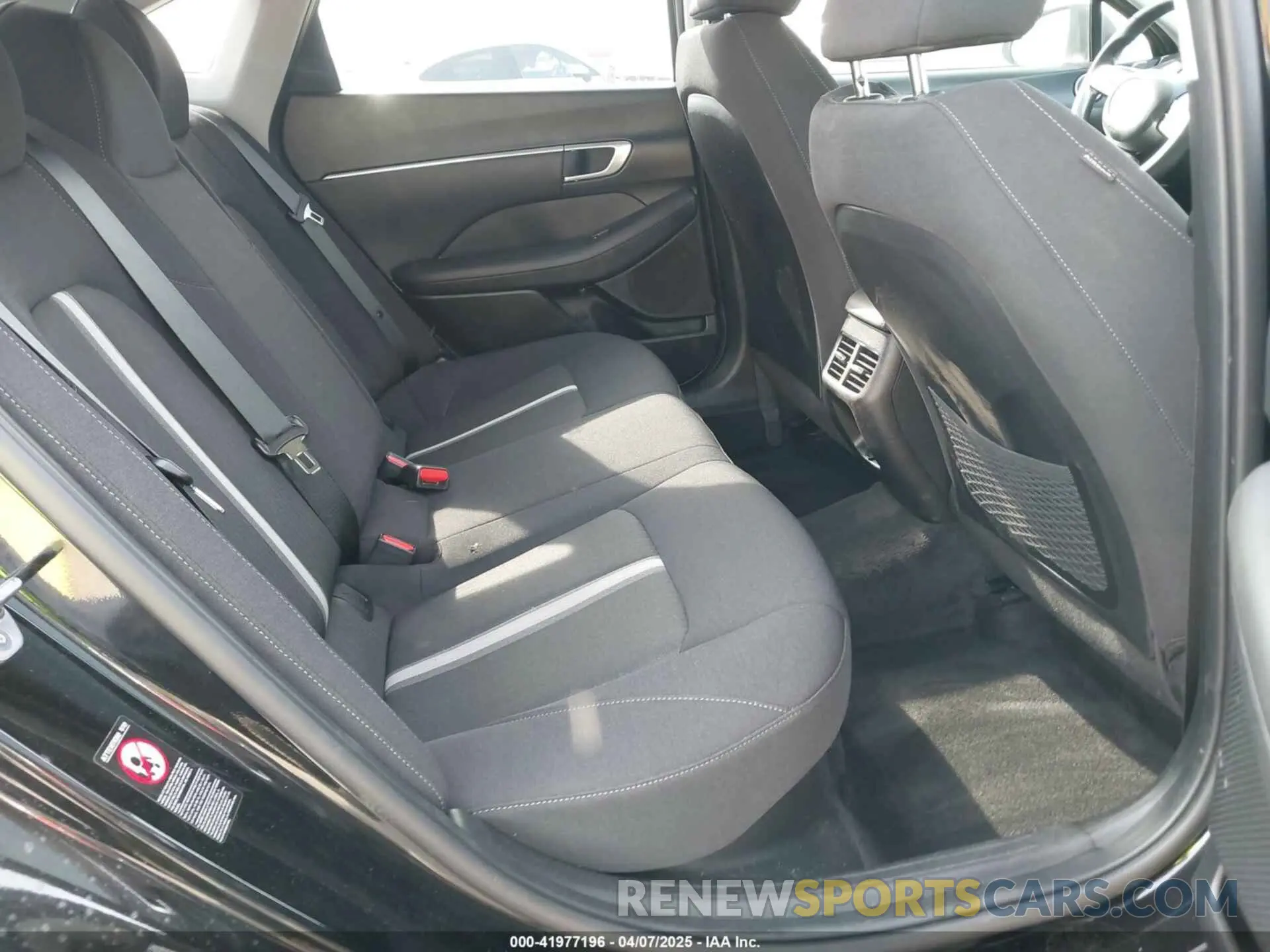 8 fotografías del automóvil dañado KMHL34JJ7PA064149 HYUNDAI SONATA HYBRID 2023