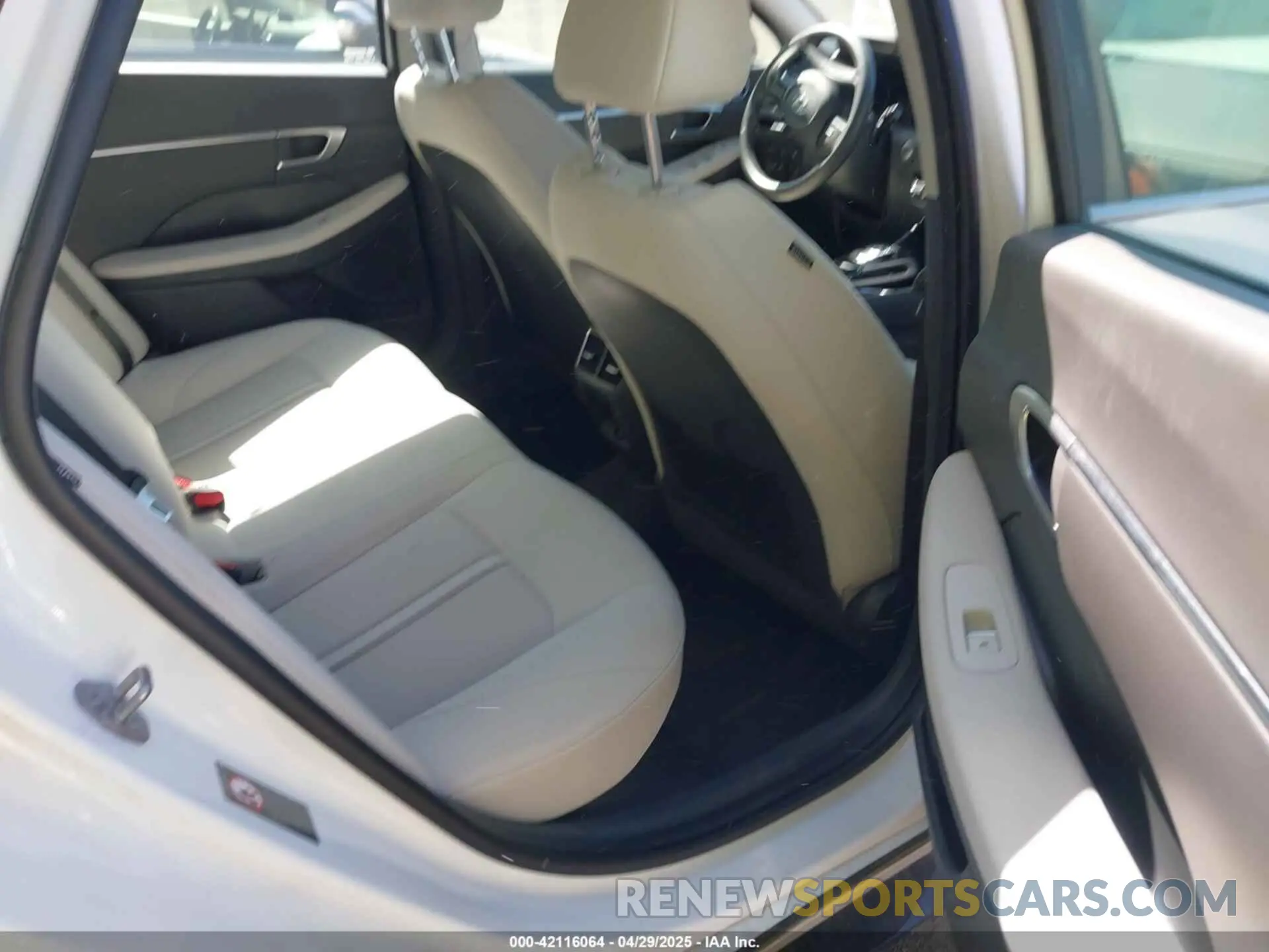 8 fotografías del automóvil dañado KMHL34JJ7PA078228 HYUNDAI SONATA HYBRID 2023