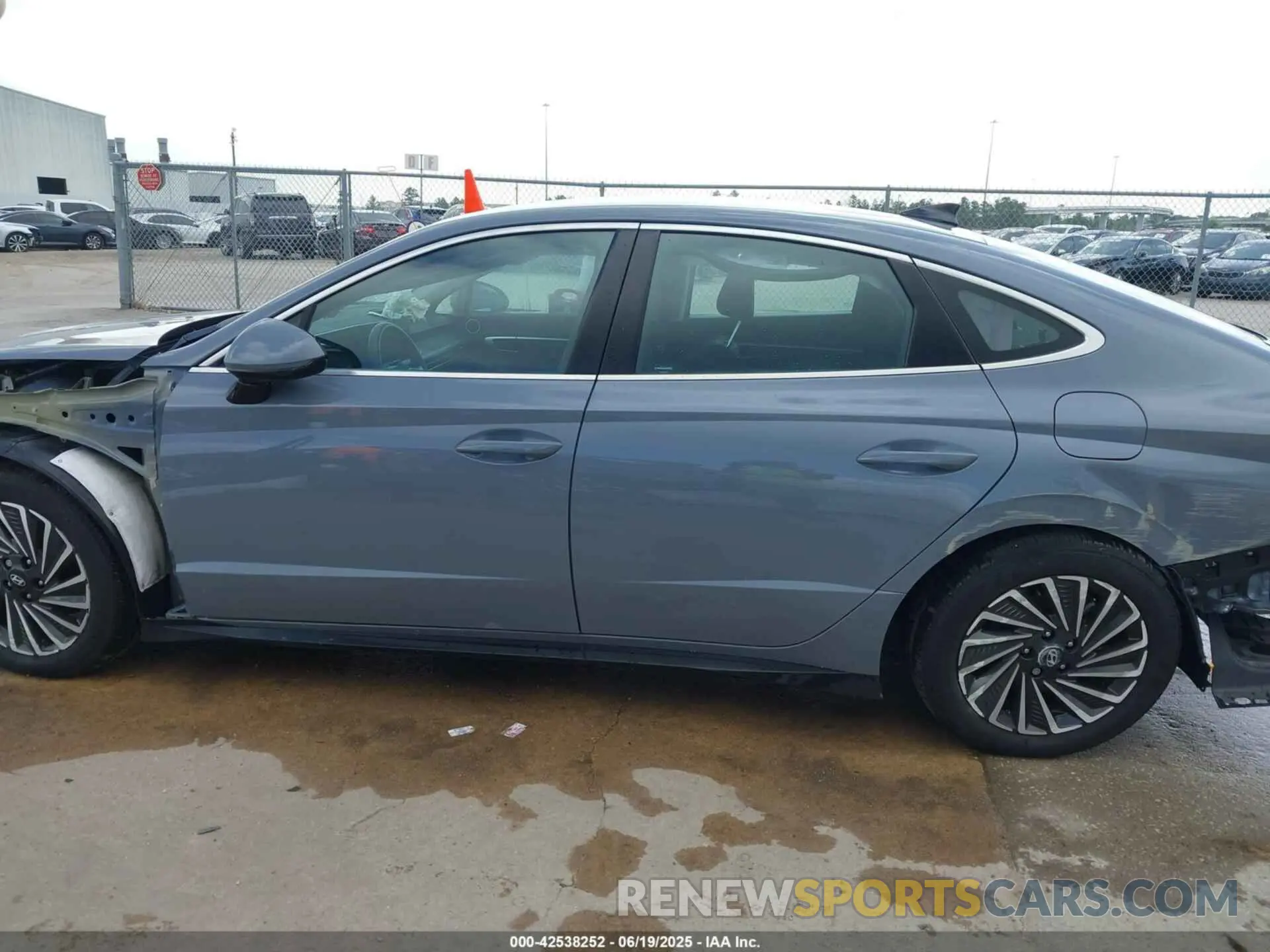 15 fotografías del automóvil dañado KMHL34JJ3SA109595 HYUNDAI SONATA HYBRID 2025