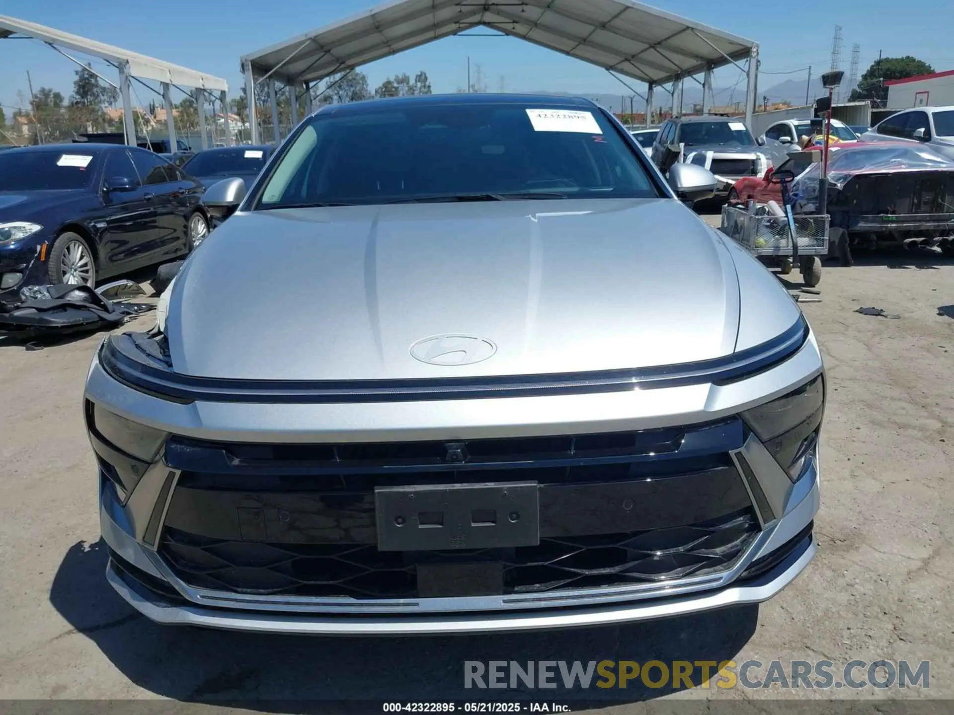 13 fotografías del automóvil dañado KMHL54JJ5SA110984 HYUNDAI SONATA HYBRID 2025