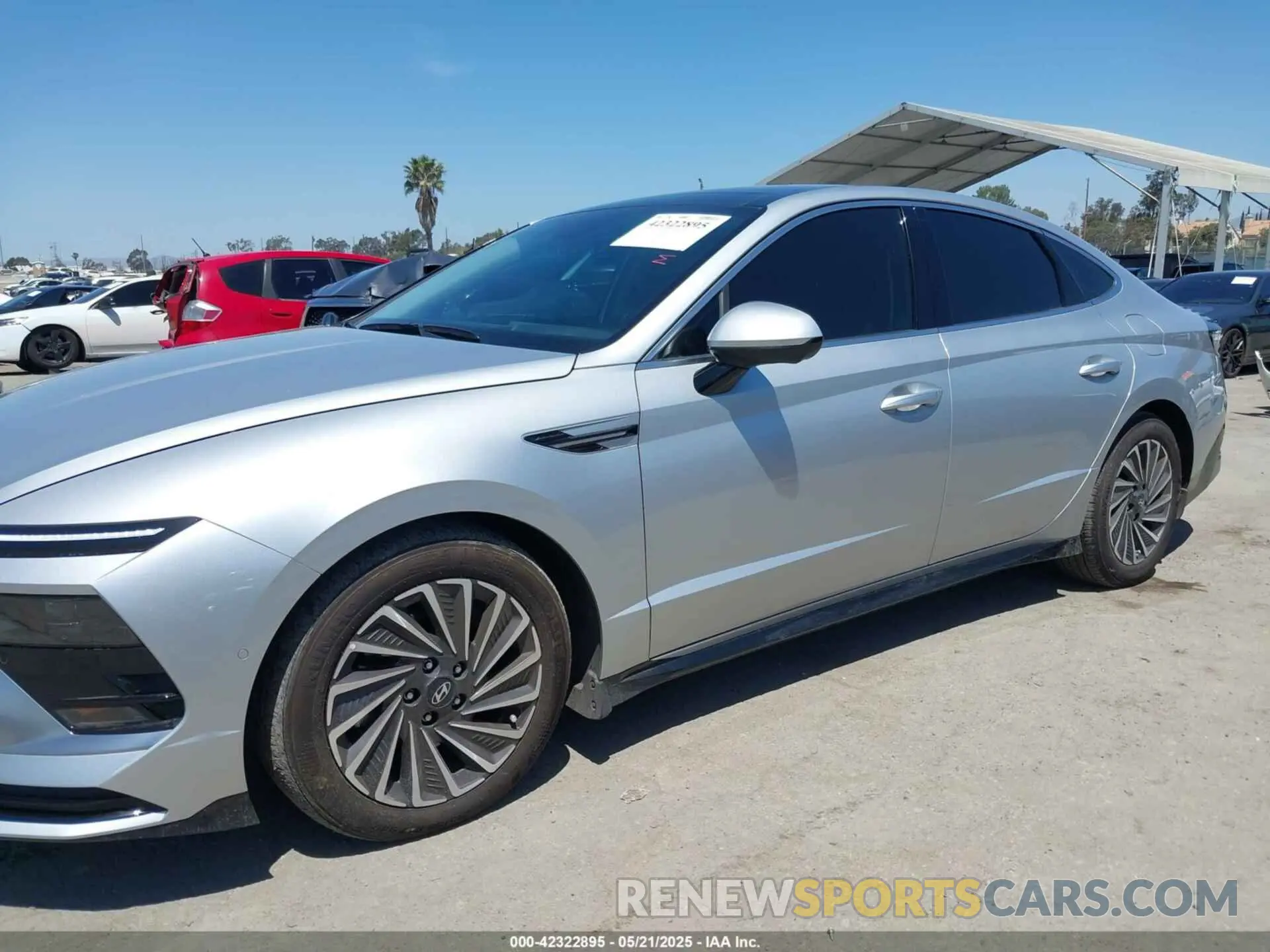 15 fotografías del automóvil dañado KMHL54JJ5SA110984 HYUNDAI SONATA HYBRID 2025
