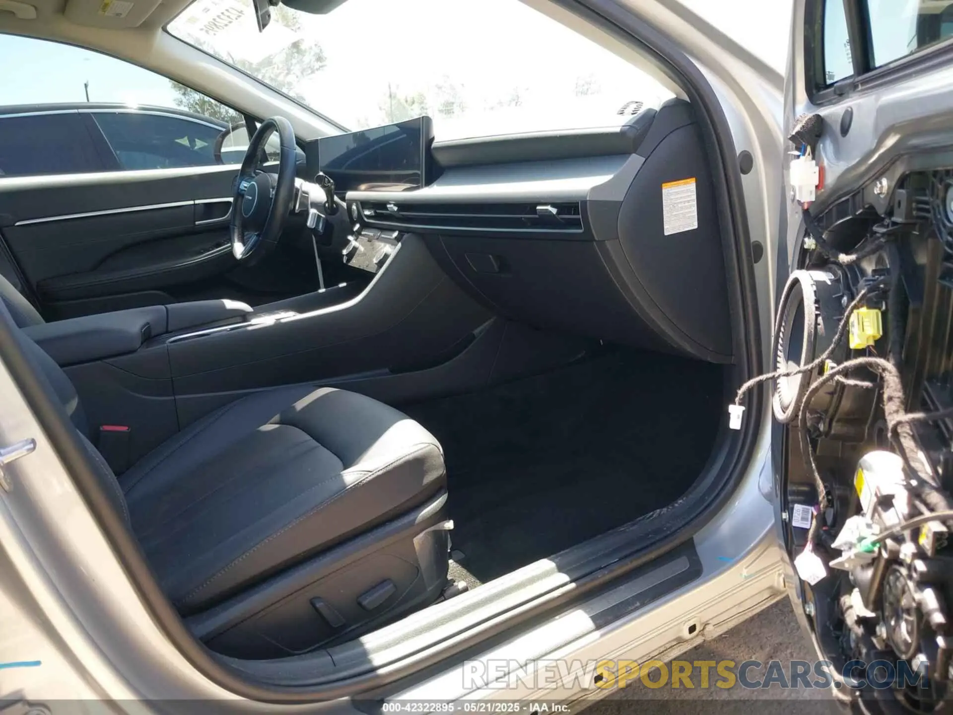 5 fotografías del automóvil dañado KMHL54JJ5SA110984 HYUNDAI SONATA HYBRID 2025