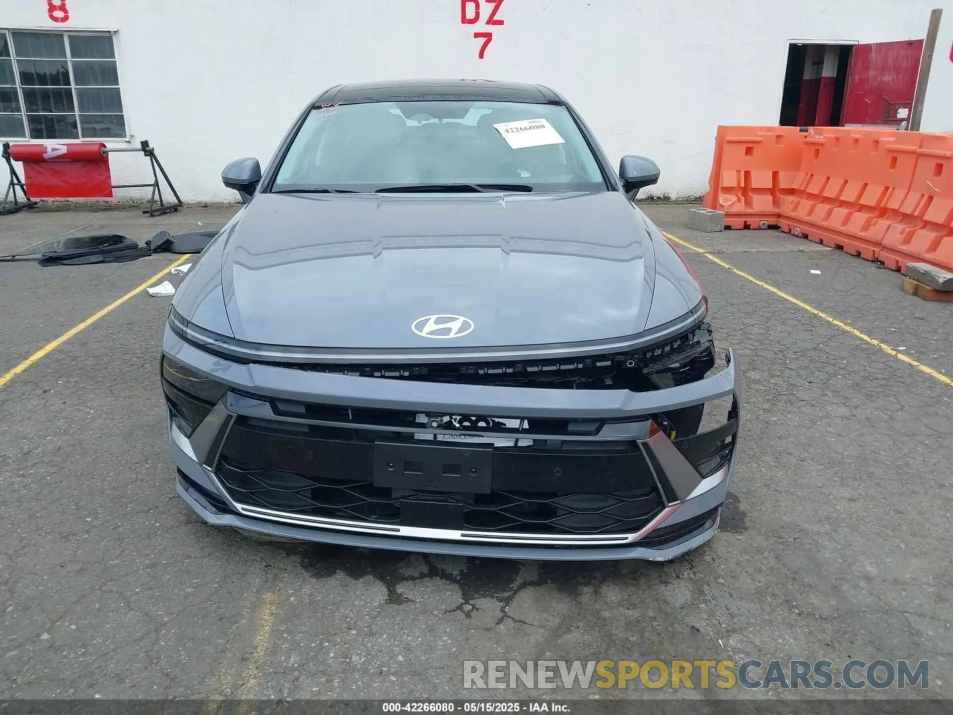 13 fotografías del automóvil dañado KMHL54JJ7SA108329 HYUNDAI SONATA HYBRID 2025