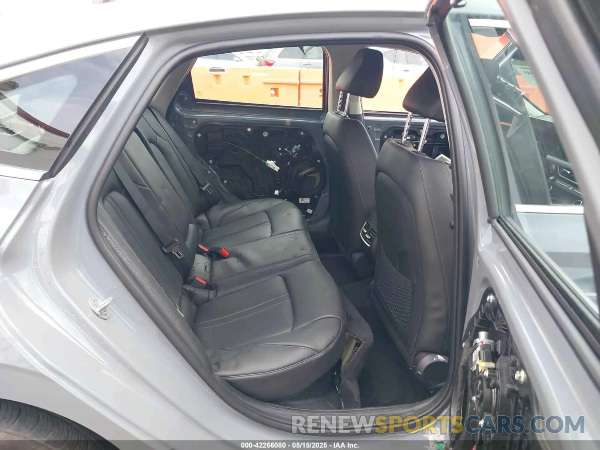 8 fotografías del automóvil dañado KMHL54JJ7SA108329 HYUNDAI SONATA HYBRID 2025