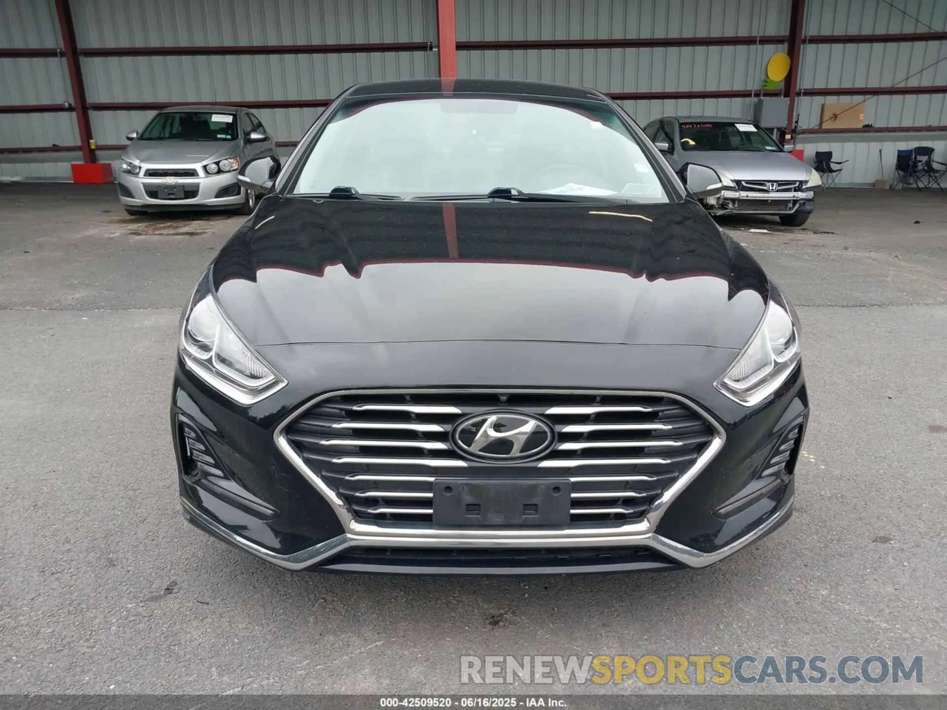 12 fotografías del automóvil dañado KMHE14L22KA093782 HYUNDAI SONATA PLUG-IN HYBRID 2019