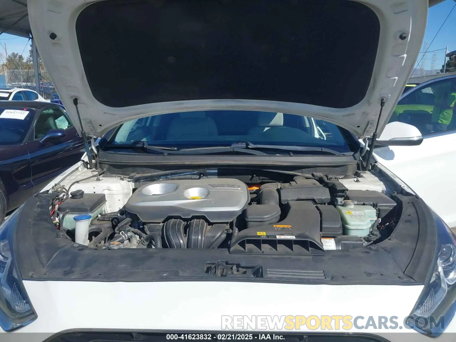 10 fotografías del automóvil dañado KMHE14L24KA089166 HYUNDAI SONATA PLUG-IN HYBRID 2019