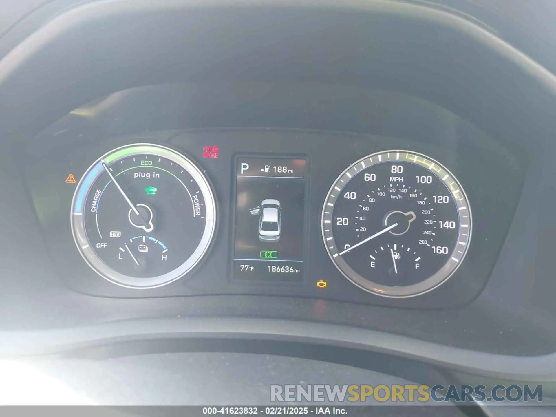 7 fotografías del automóvil dañado KMHE14L24KA089166 HYUNDAI SONATA PLUG-IN HYBRID 2019