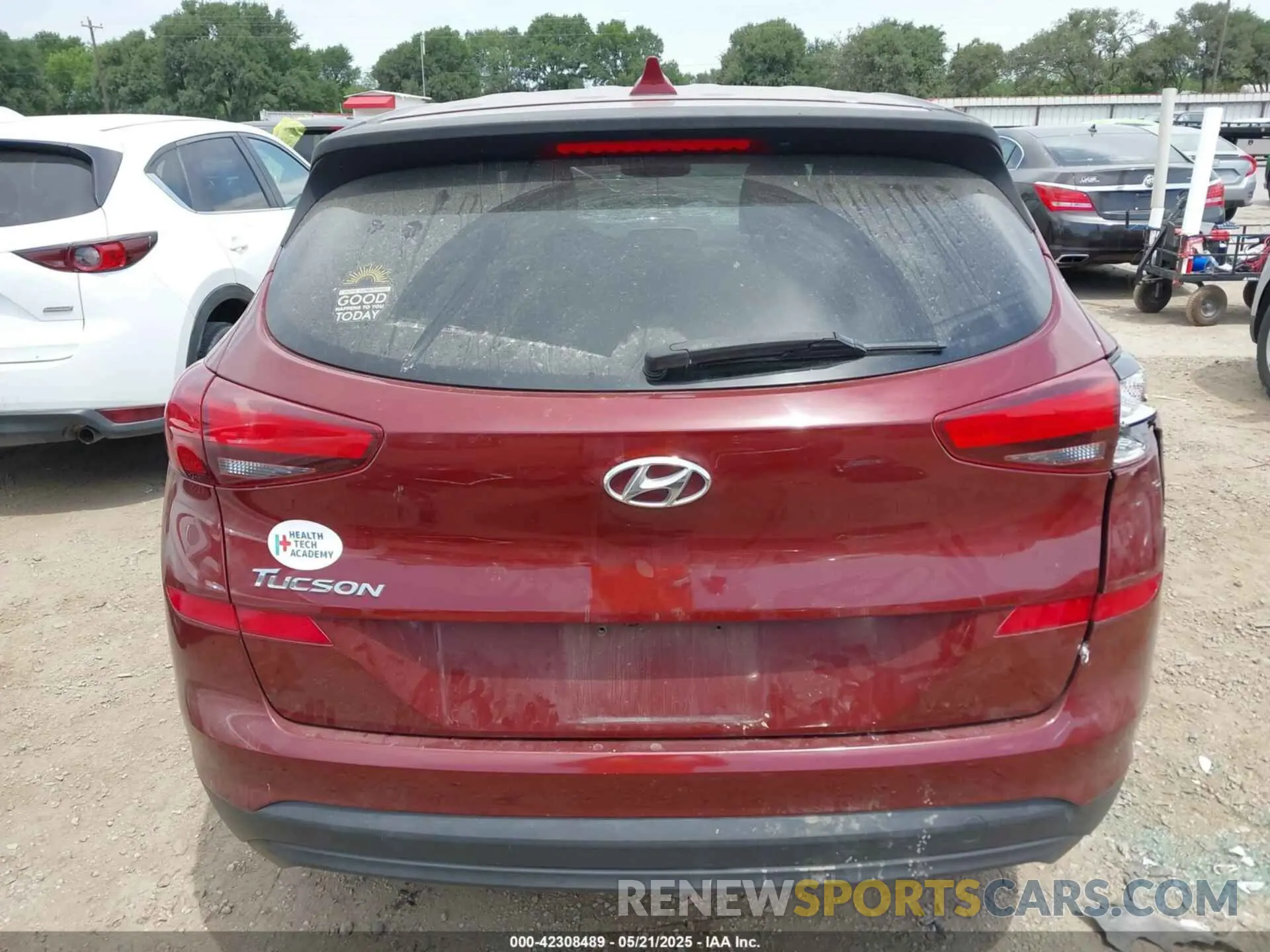 17 fotografías del automóvil dañado KM8J23A40KU067688 HYUNDAI TUCSON 2019