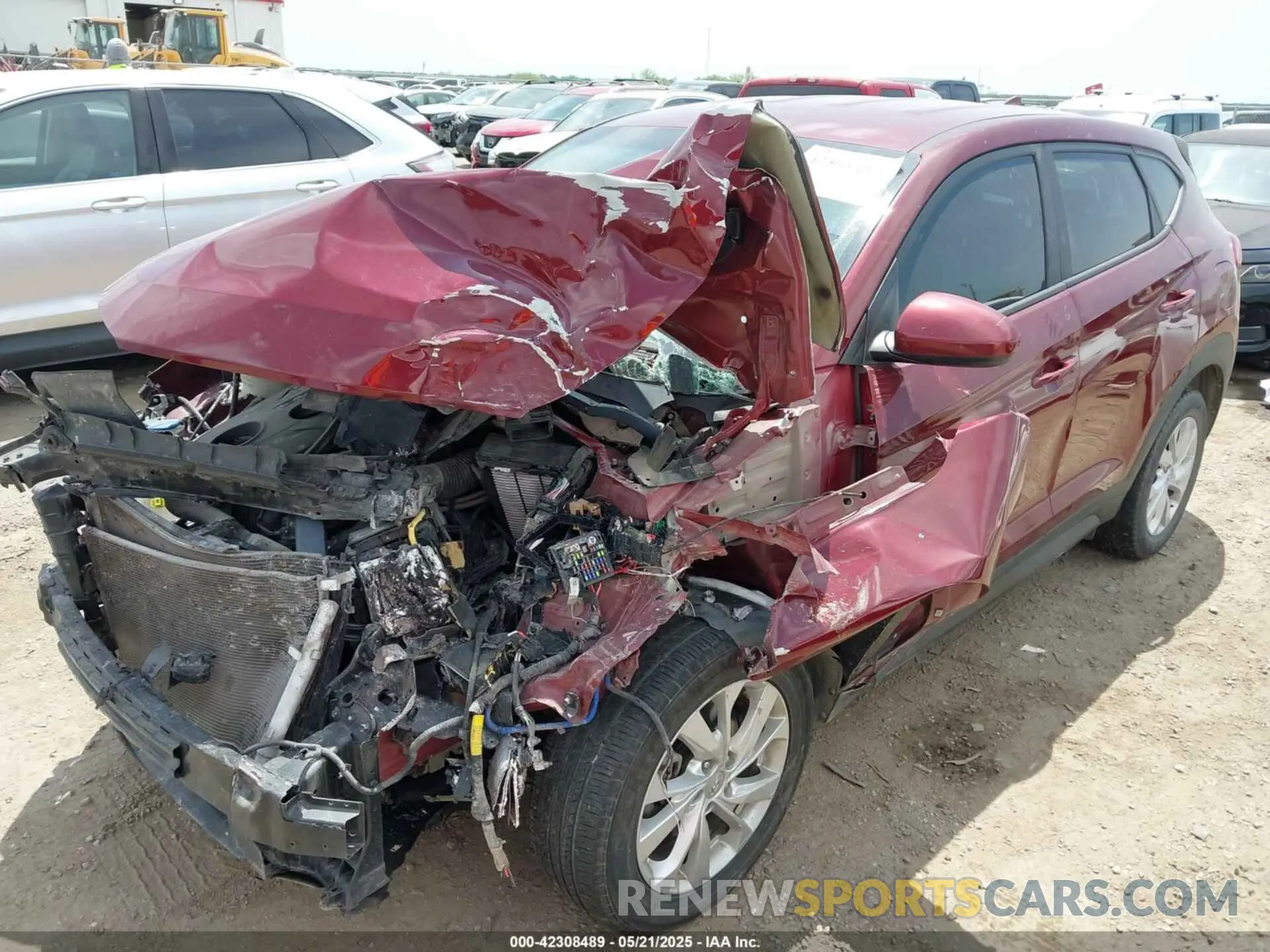 2 fotografías del automóvil dañado KM8J23A40KU067688 HYUNDAI TUCSON 2019