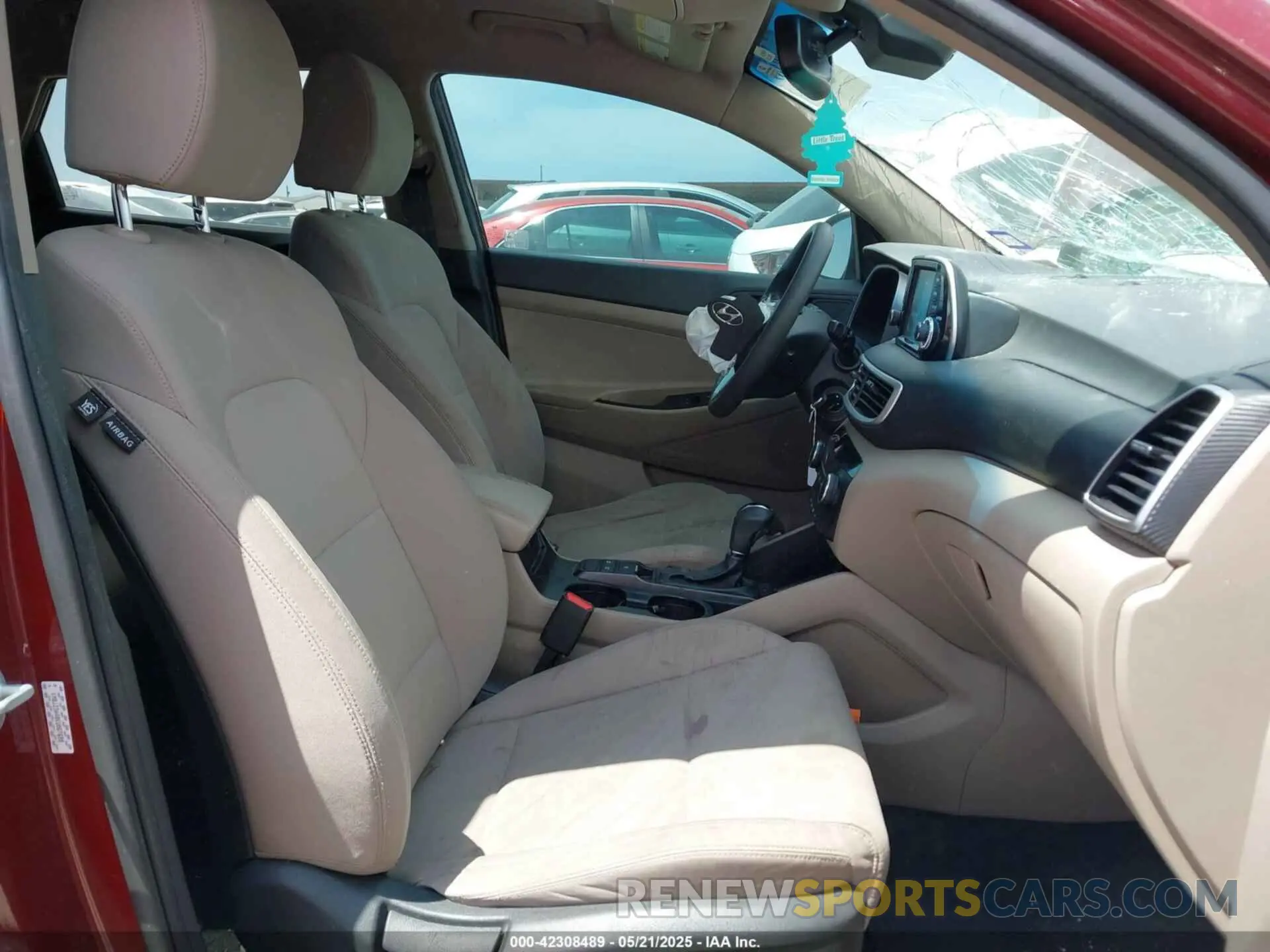 5 fotografías del automóvil dañado KM8J23A40KU067688 HYUNDAI TUCSON 2019