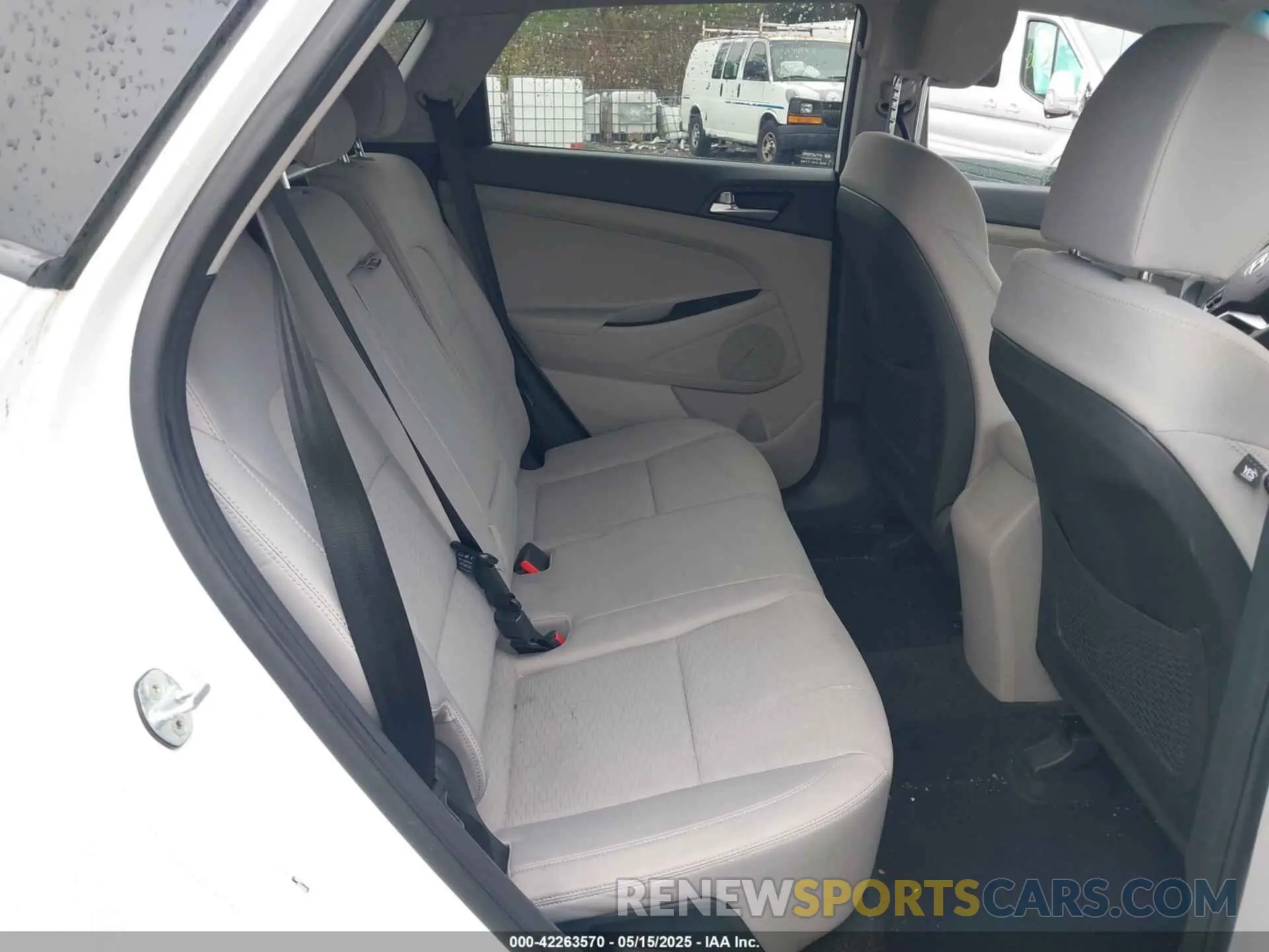 8 fotografías del automóvil dañado KM8J23A40KU974473 HYUNDAI TUCSON 2019
