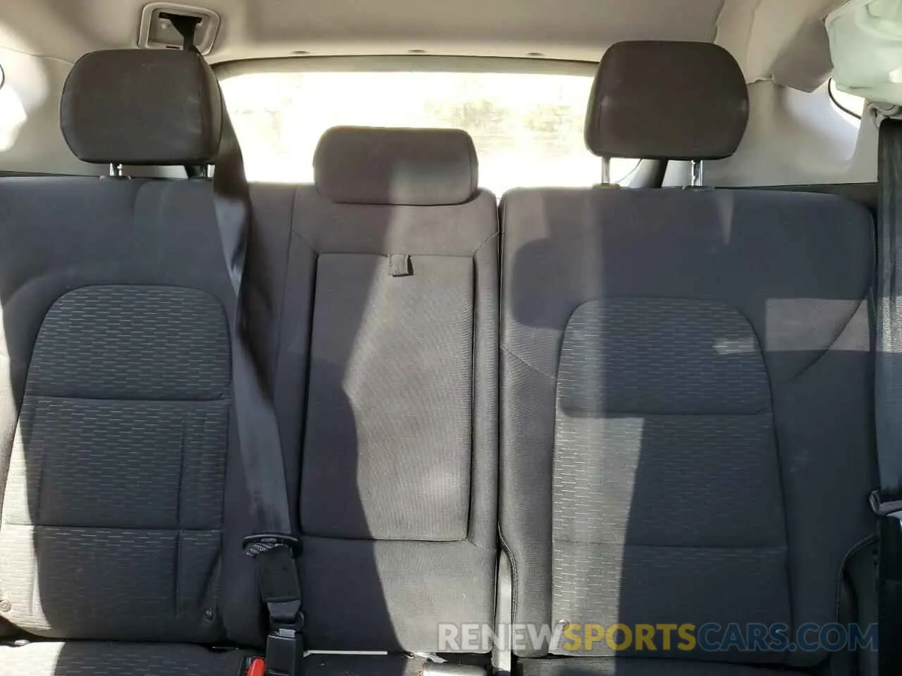 10 fotografías del automóvil dañado KM8J23A41KU860823 HYUNDAI TUCSON 2019