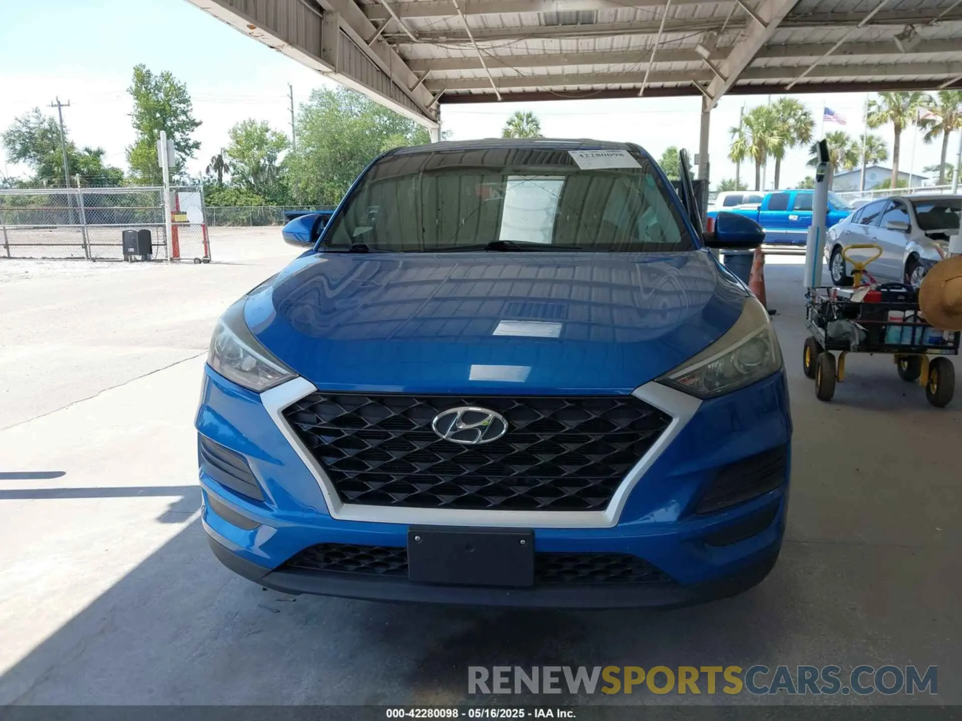 12 fotografías del automóvil dañado KM8J23A41KU957309 HYUNDAI TUCSON 2019