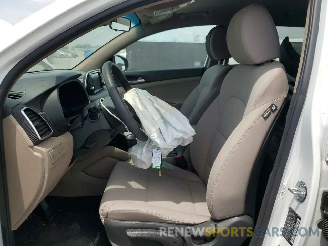 7 fotografías del automóvil dañado KM8J23A41KU963708 HYUNDAI TUCSON 2019