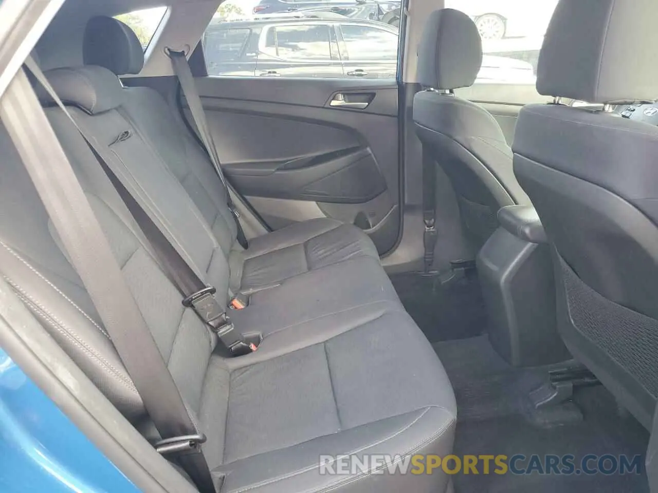 11 fotografías del automóvil dañado KM8J23A42KU007086 HYUNDAI TUCSON 2019