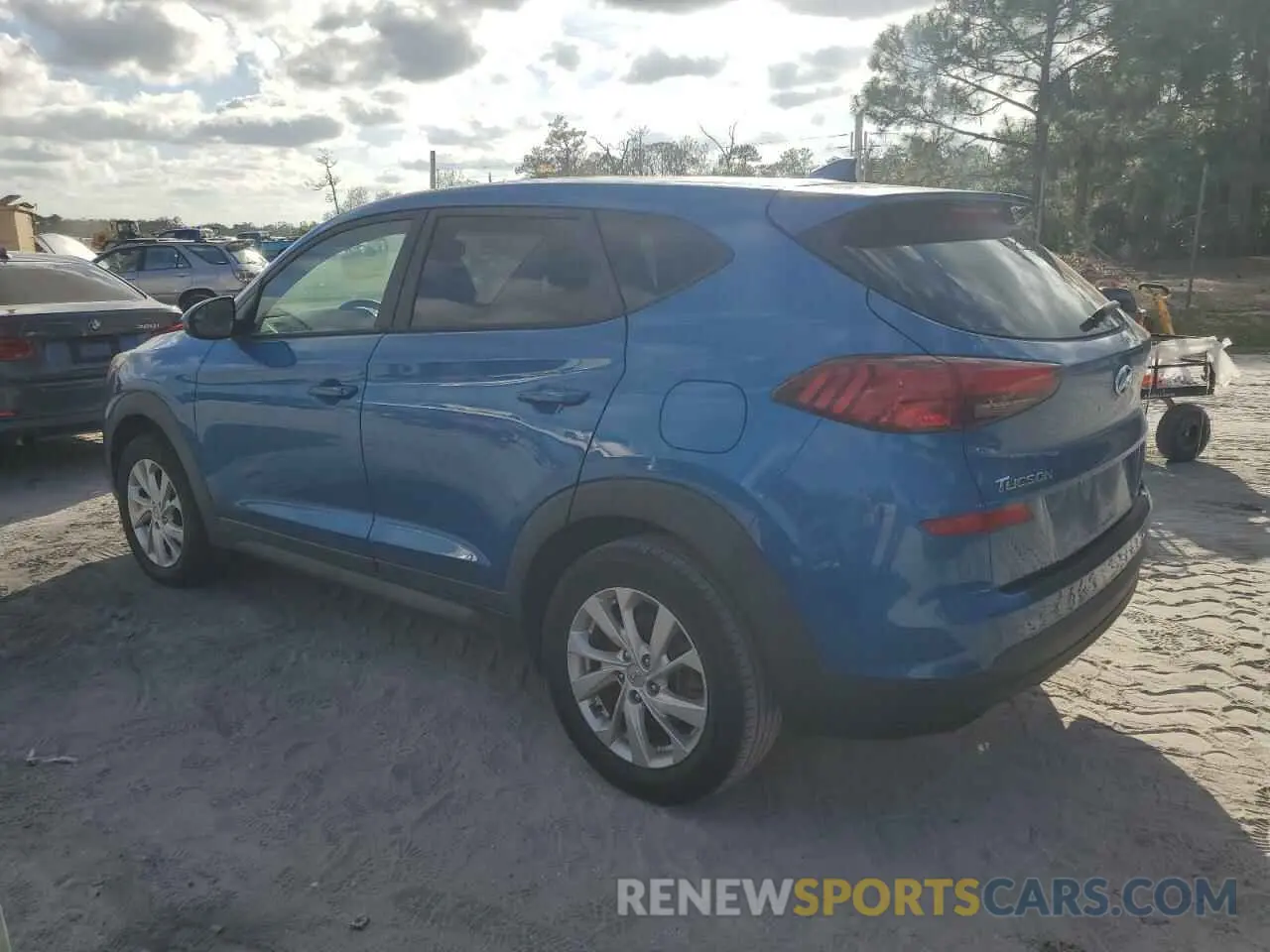 2 fotografías del automóvil dañado KM8J23A42KU007086 HYUNDAI TUCSON 2019