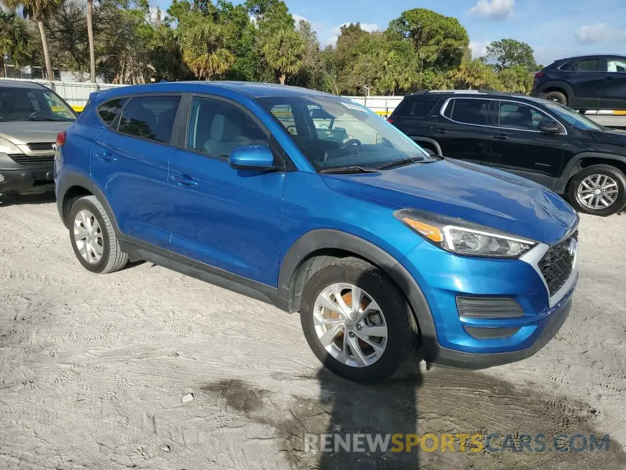 4 fotografías del automóvil dañado KM8J23A42KU007086 HYUNDAI TUCSON 2019