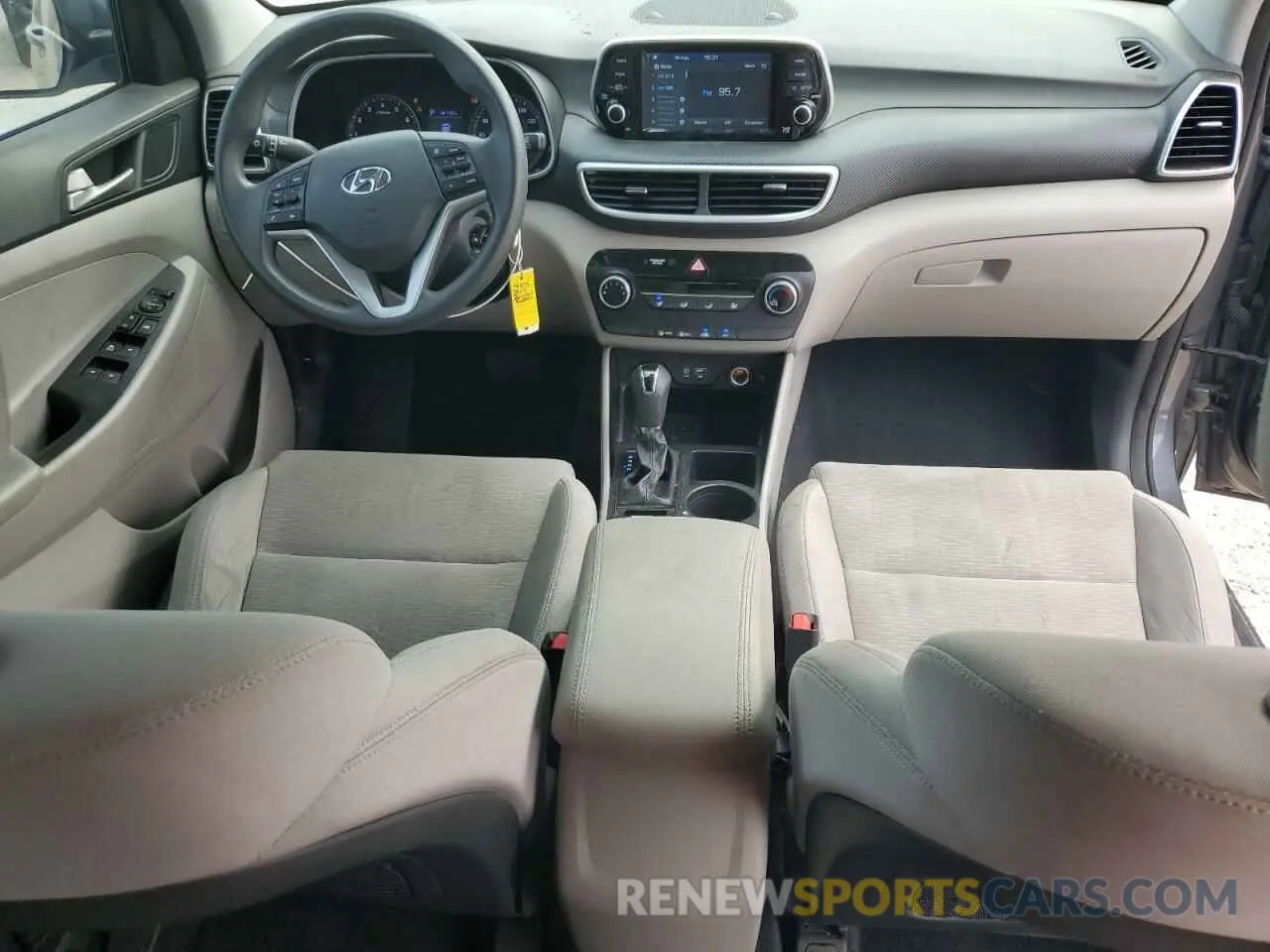 8 fotografías del automóvil dañado KM8J23A42KU059365 HYUNDAI TUCSON 2019
