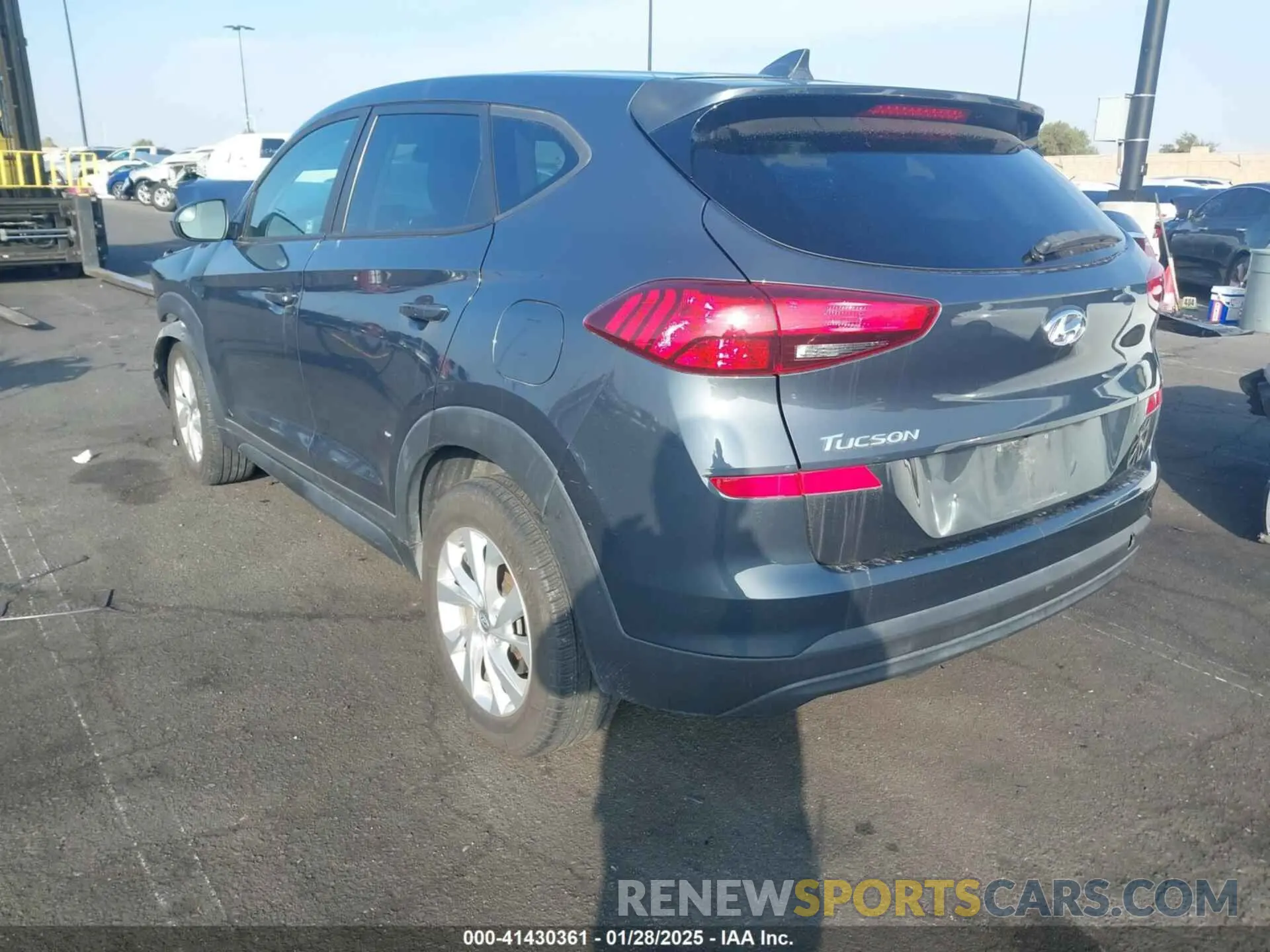 3 fotografías del automóvil dañado KM8J23A42KU947470 HYUNDAI TUCSON 2019