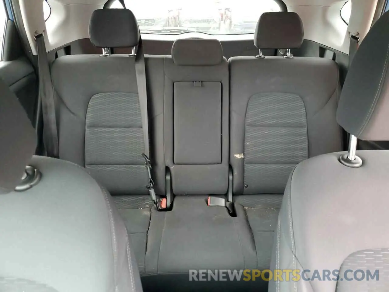10 fotografías del automóvil dañado KM8J23A42KU956802 HYUNDAI TUCSON 2019