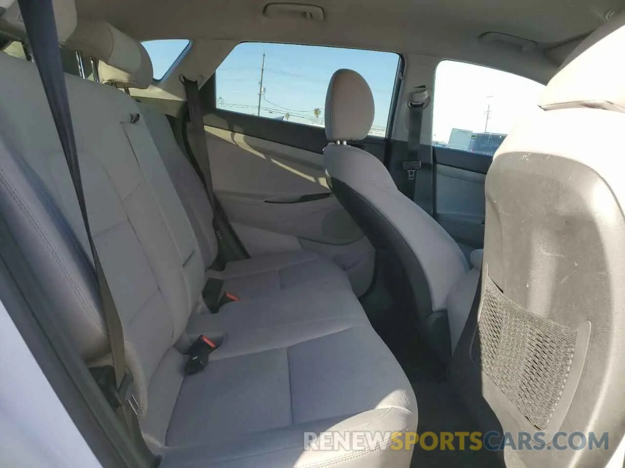 11 fotografías del automóvil dañado KM8J23A43KU016783 HYUNDAI TUCSON 2019