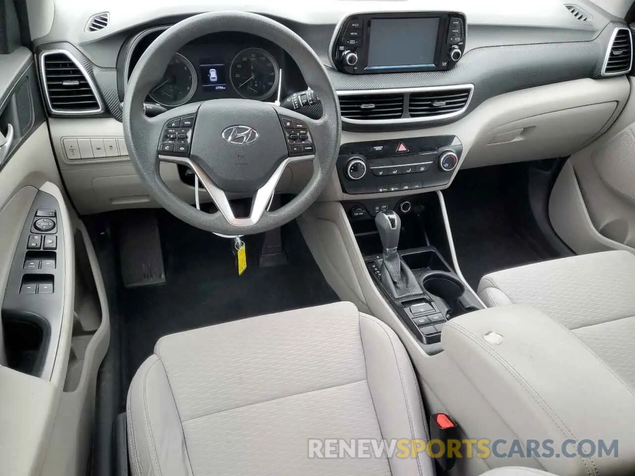 8 fotografías del automóvil dañado KM8J23A43KU841285 HYUNDAI TUCSON 2019