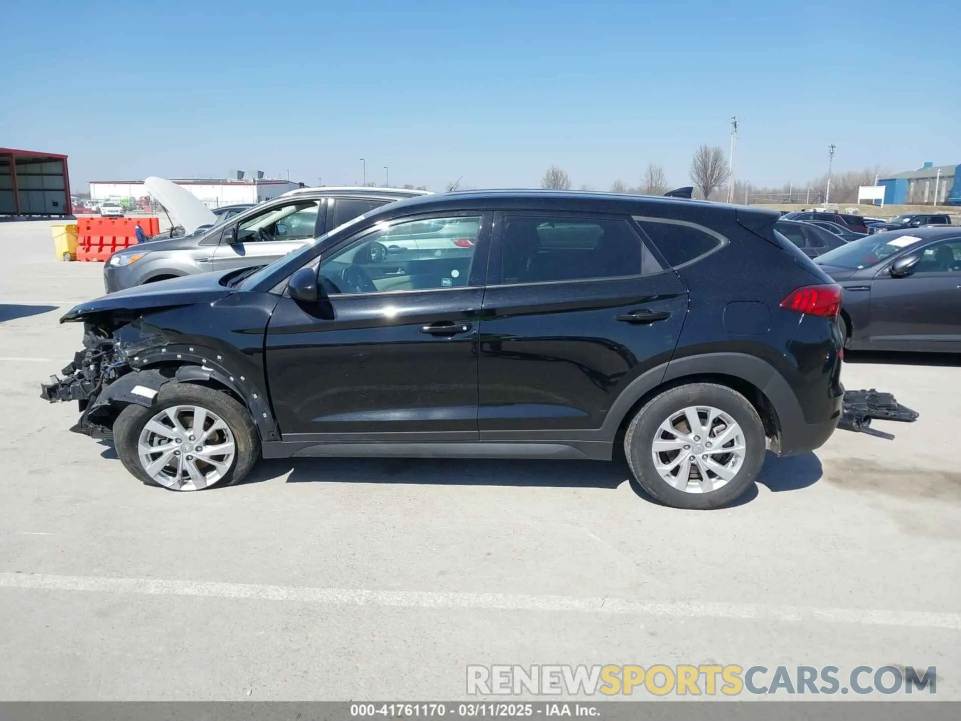 15 fotografías del automóvil dañado KM8J23A43KU951138 HYUNDAI TUCSON 2019